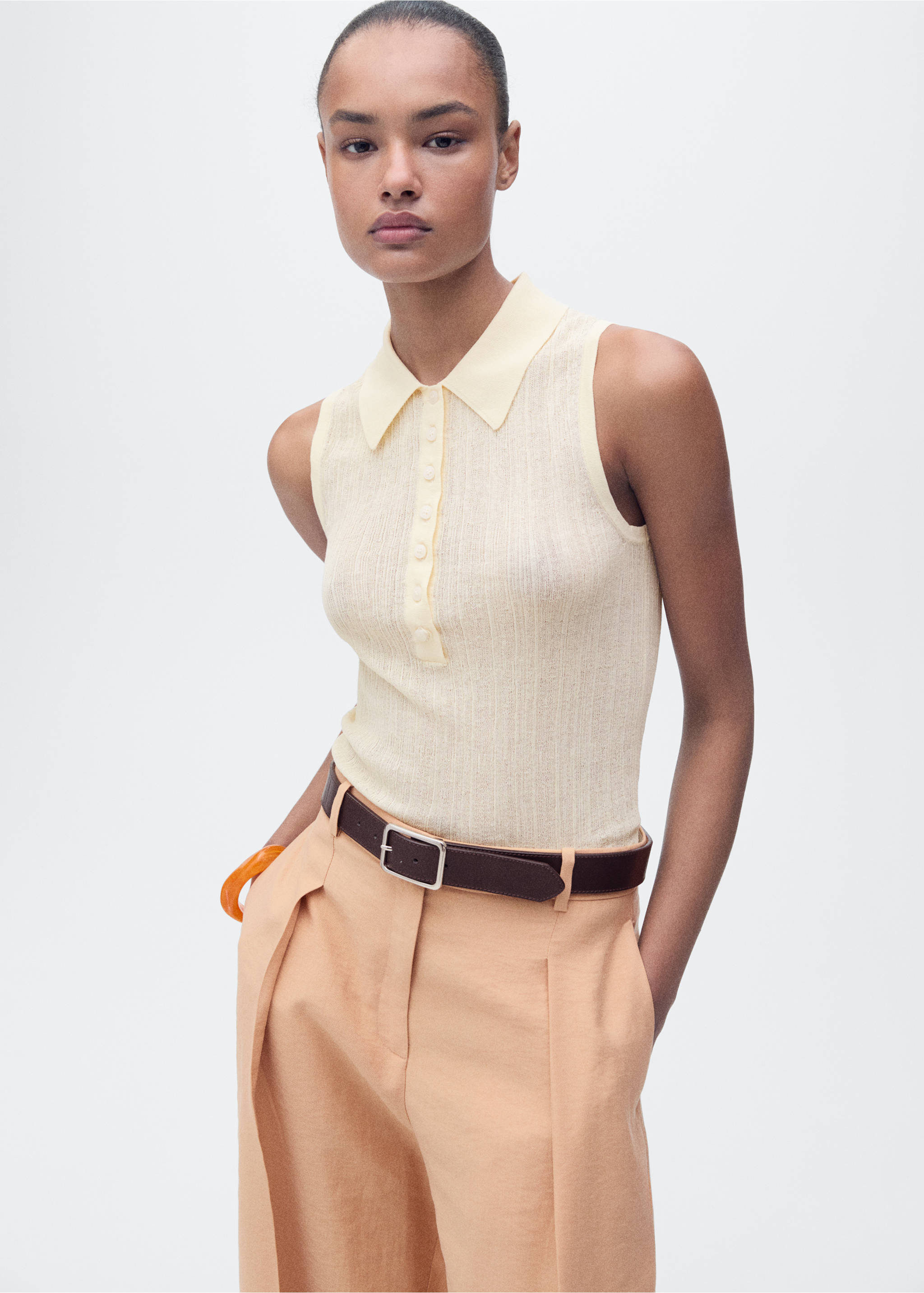 Polo-neck knitted top - Medium plane, Vanilla. Ref: 87047165-00.