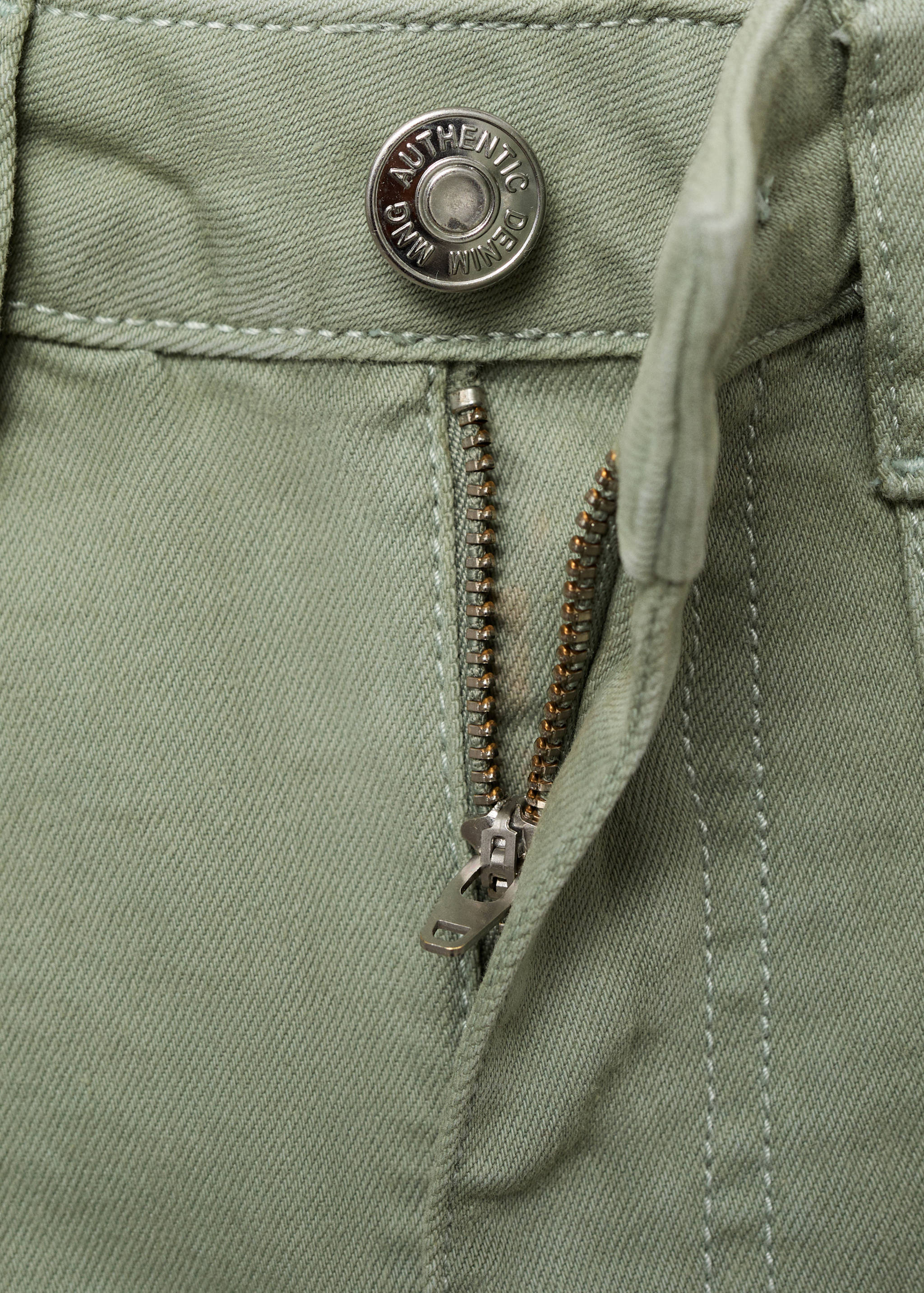 Cotton shorts with pockets - Детальніше про товар 0