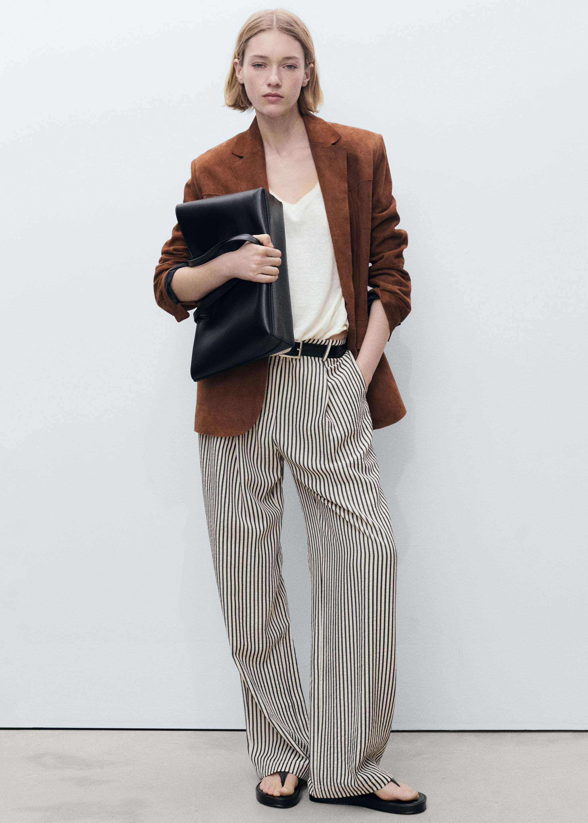 Texture striped pants - Details of the article 1