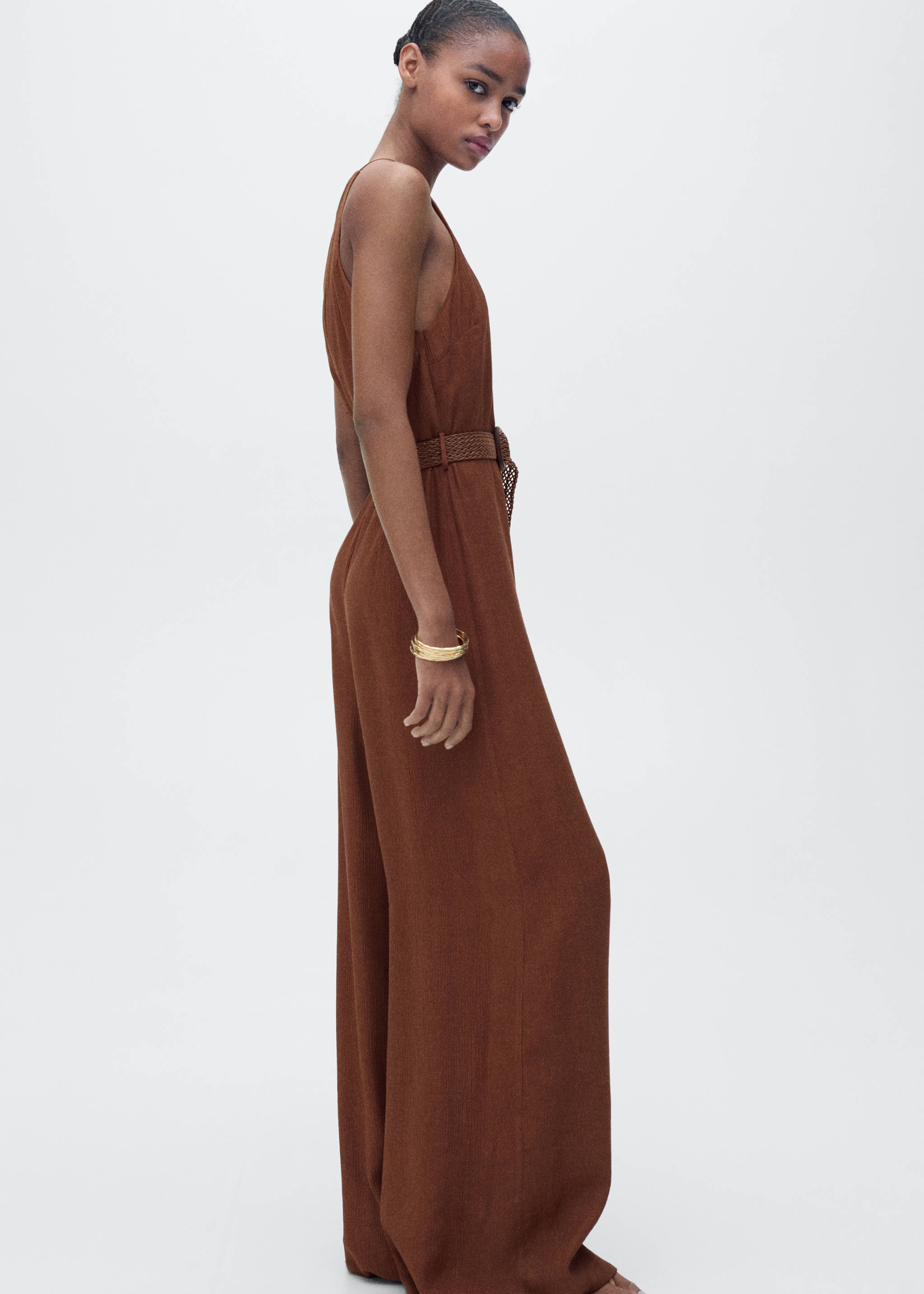 Halter-neck jumpsuit with belt - Medium plane