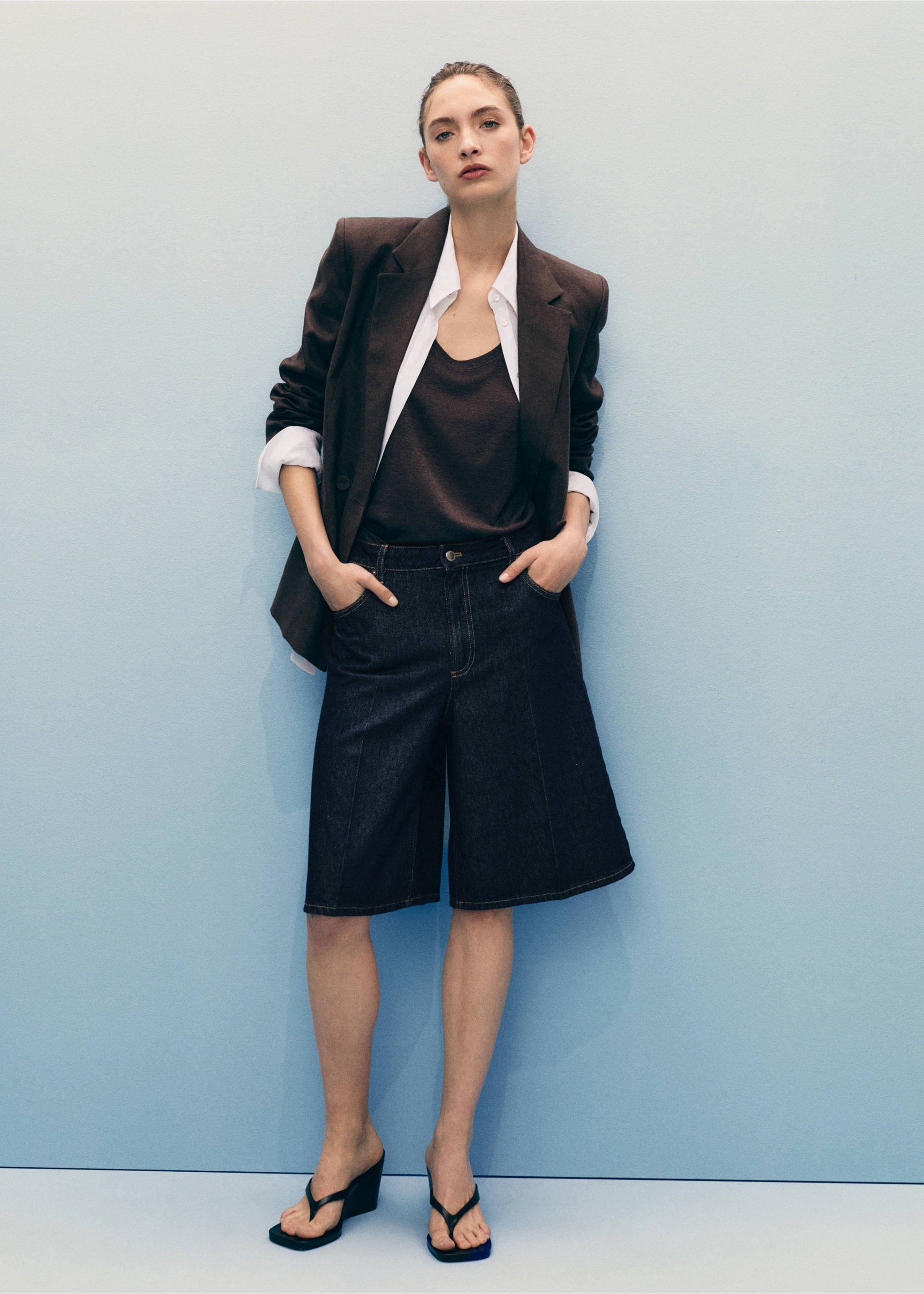 High-waisted denim bermuda jorts - General plane, Open Blue. Ref: 87047177-00.