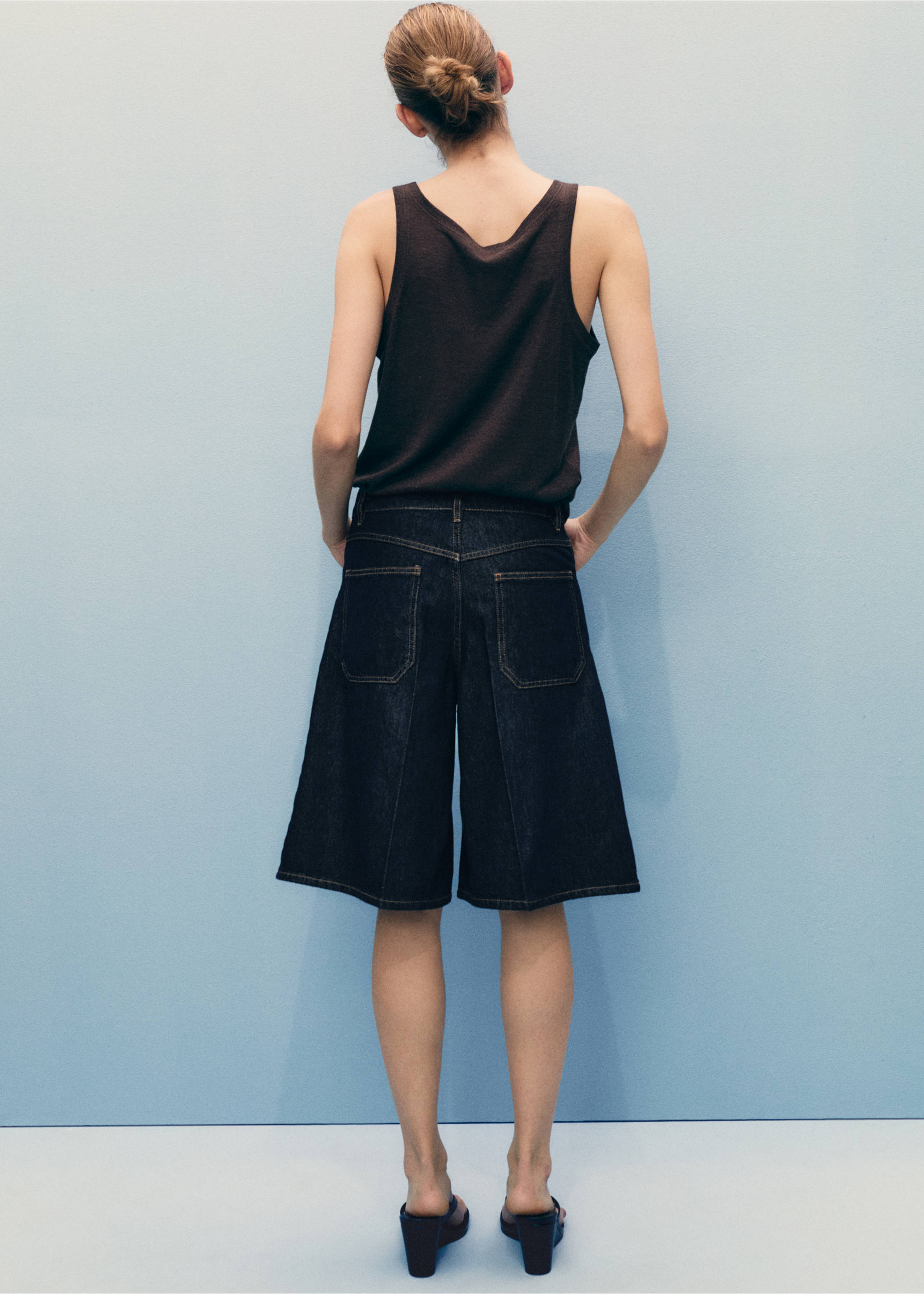 High-waisted denim bermuda jorts - Reverse of the article, Open Blue. Ref: 87047177-00.