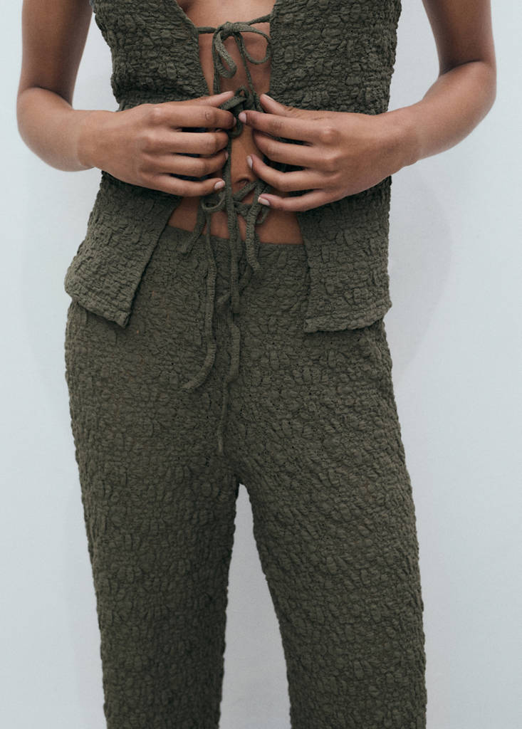 Straight textured trousers — Khaki