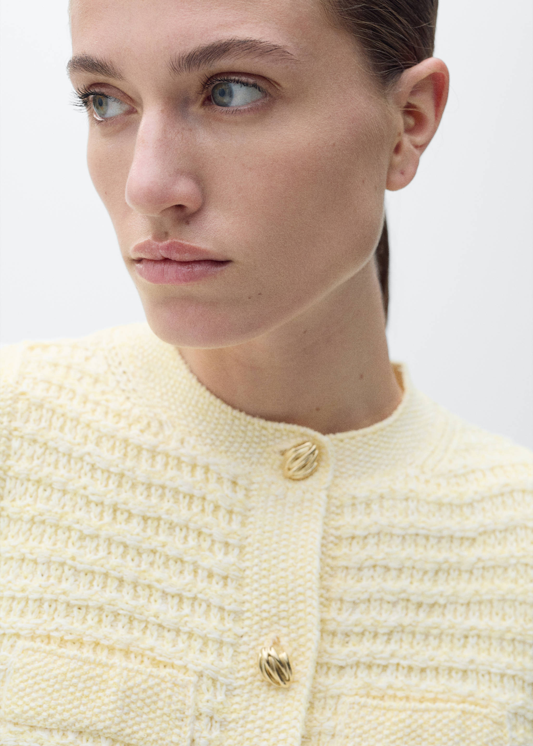 Knitted cardigan with jewel button - Details of the article 1