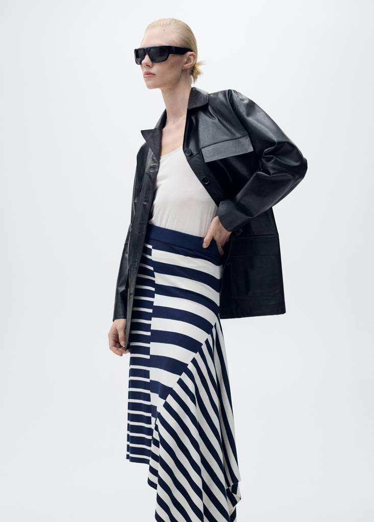 Asymmetrical striped knit skirt thumbnail 6
