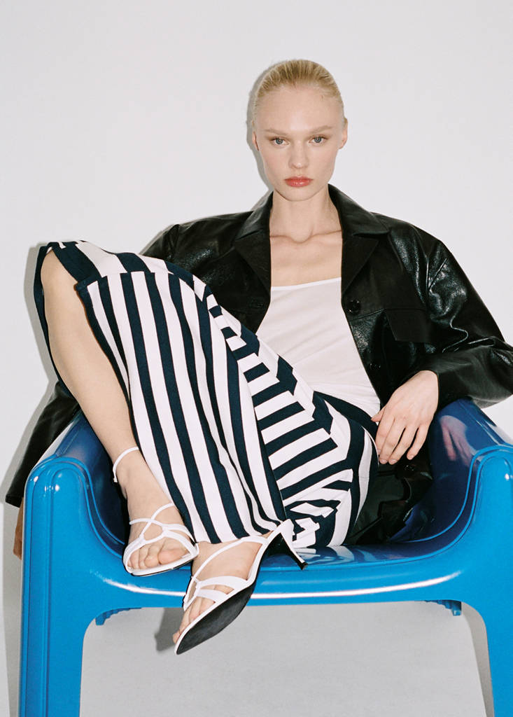 Asymmetrical striped knit skirt thumbnail 15