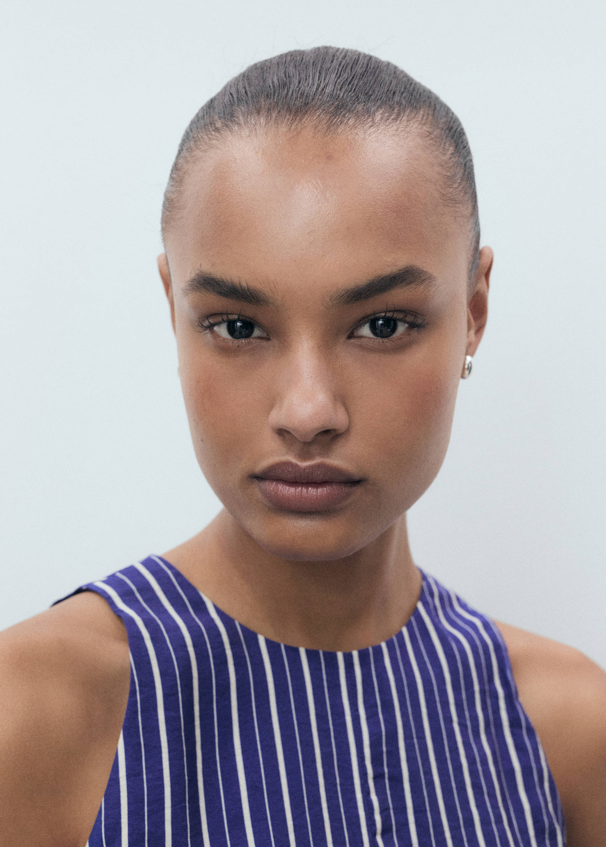 Striped jumpsuit with belt - Details of the article 1