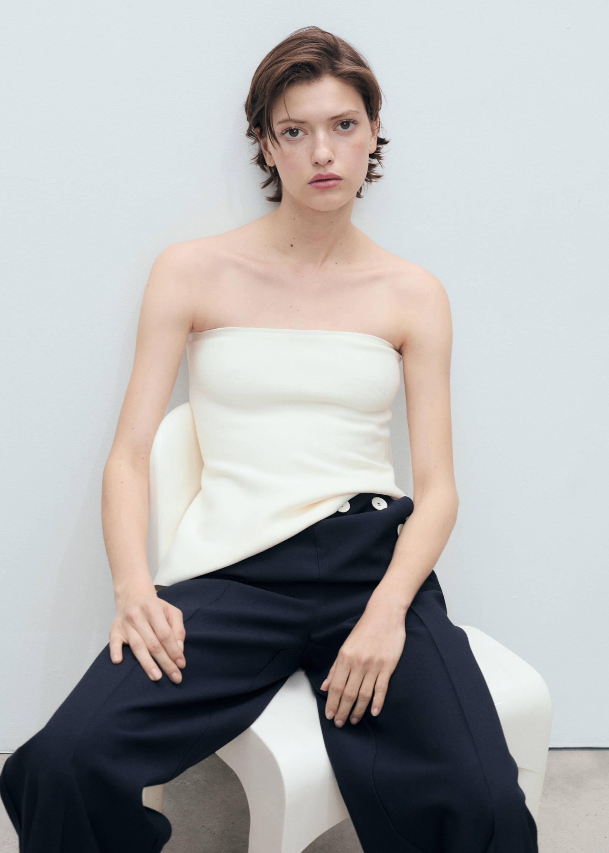 بنطلون مستقيم بأزرار متباينة - تفاصيل المنتج 1