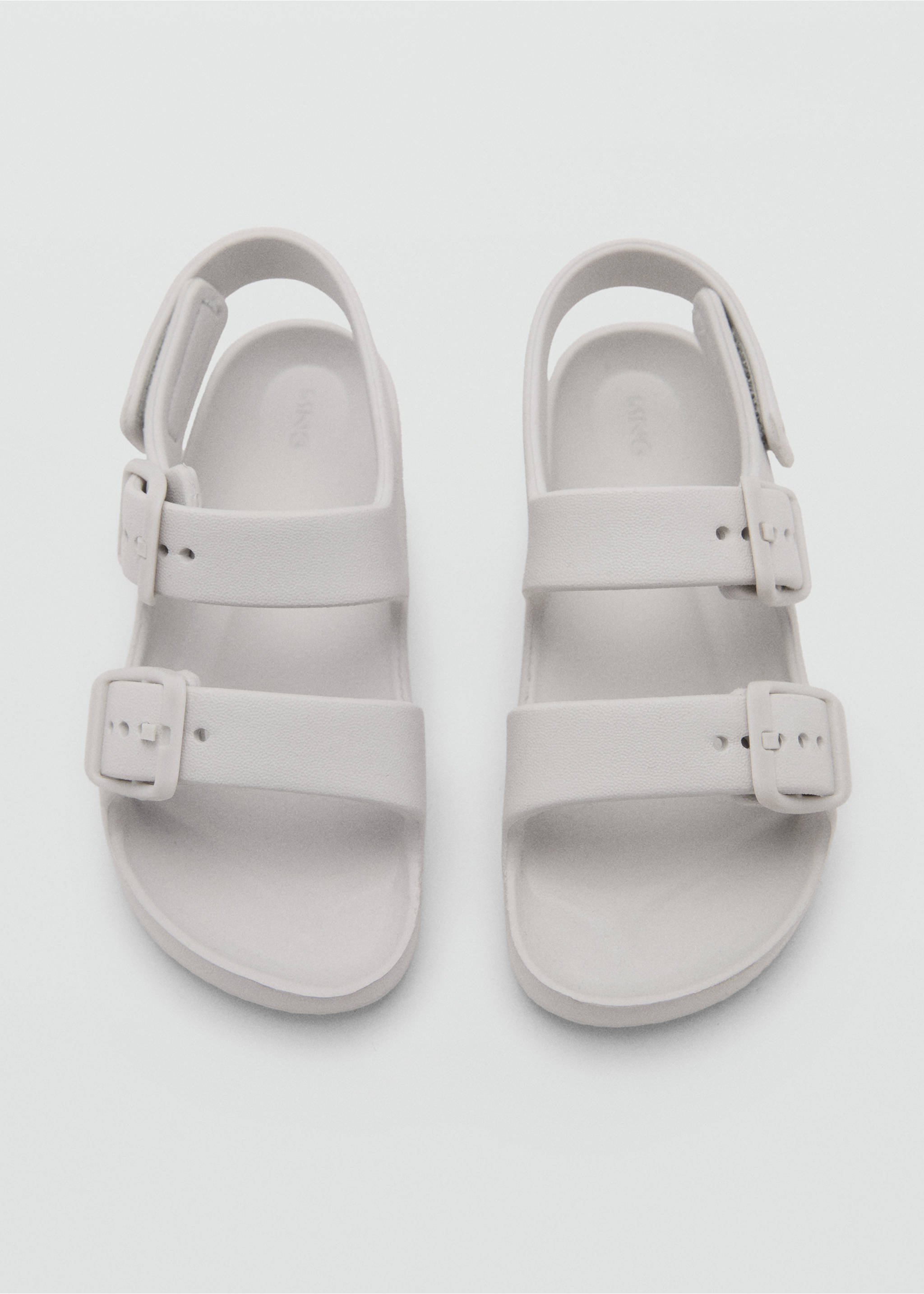 Chanclas tiras hebilla - Detalle del artículo 2, Blanco roto. Ref: 87047676-00.