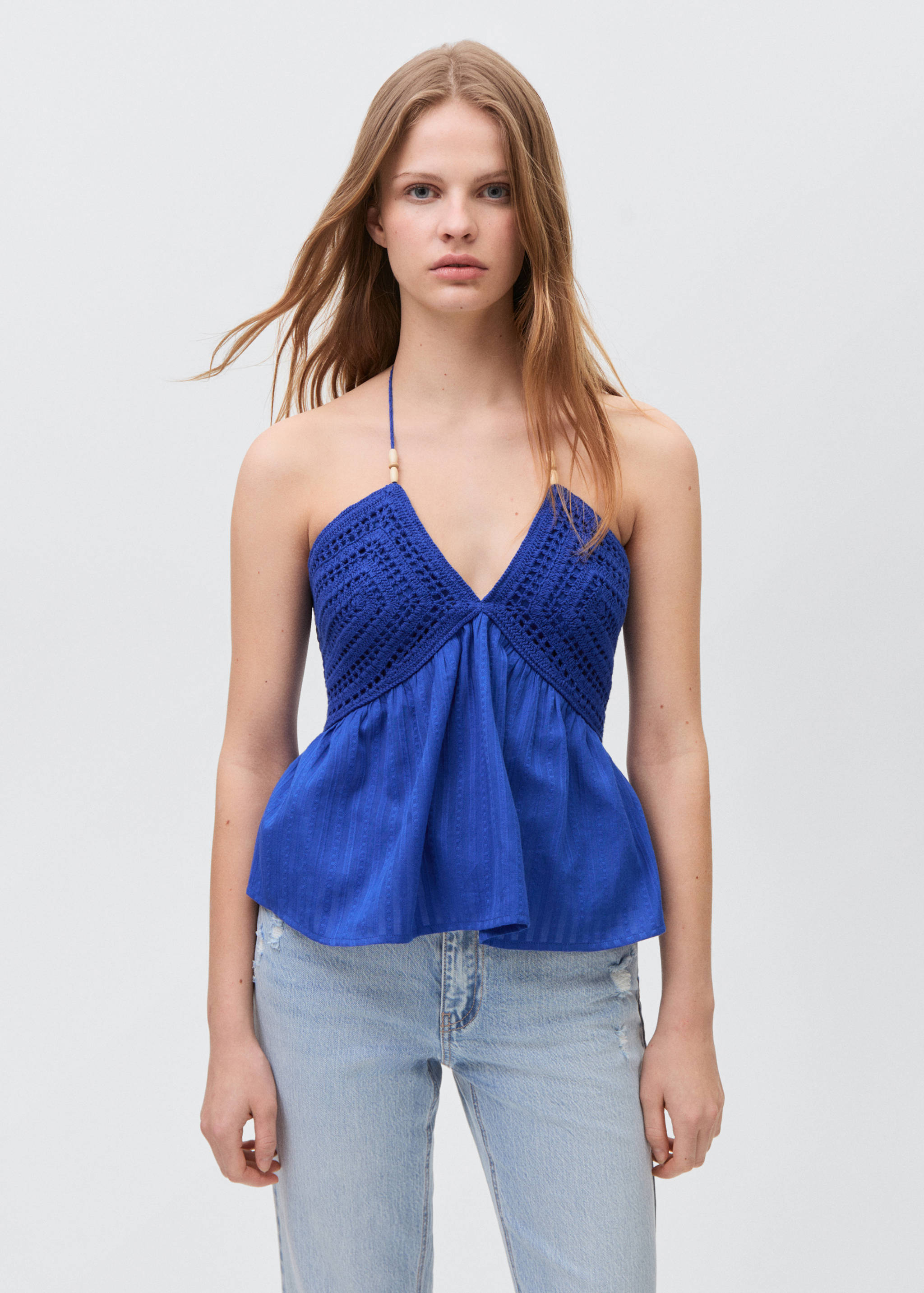 Топ кроше с бусинами - Средний план