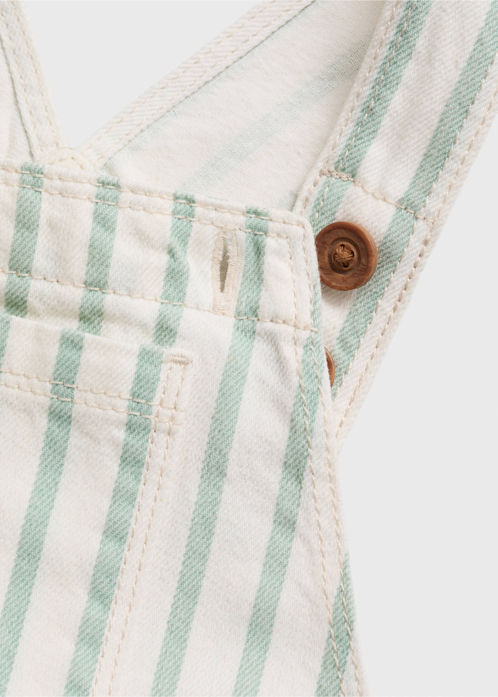 Peto denim rayas - Detalle del artículo 8, Verde. Ref: 87047685-00.