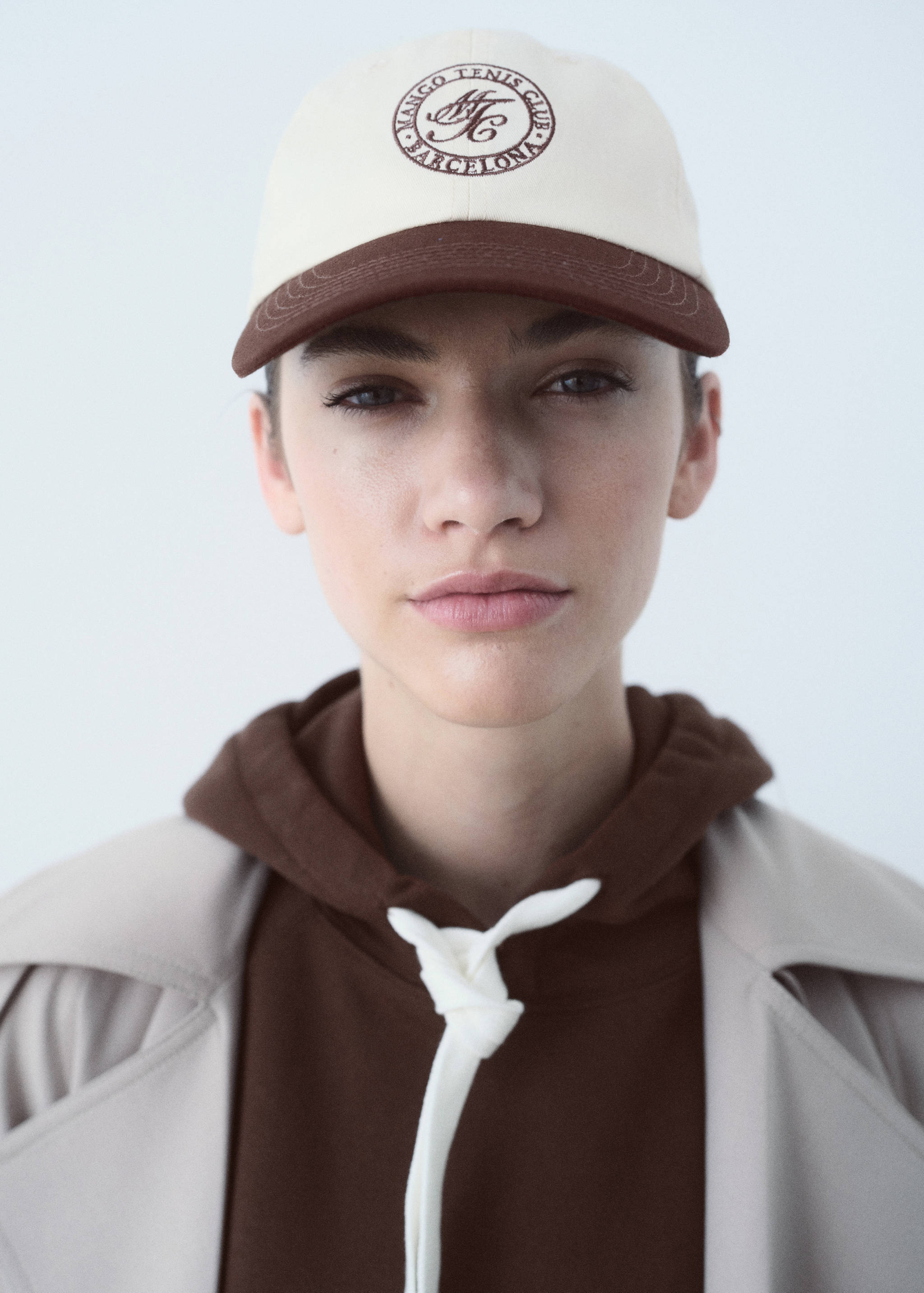 Contrast visor cap - Details of the article 9