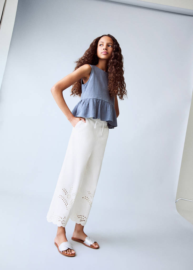 Swiss-embroidered trousers — Ecru