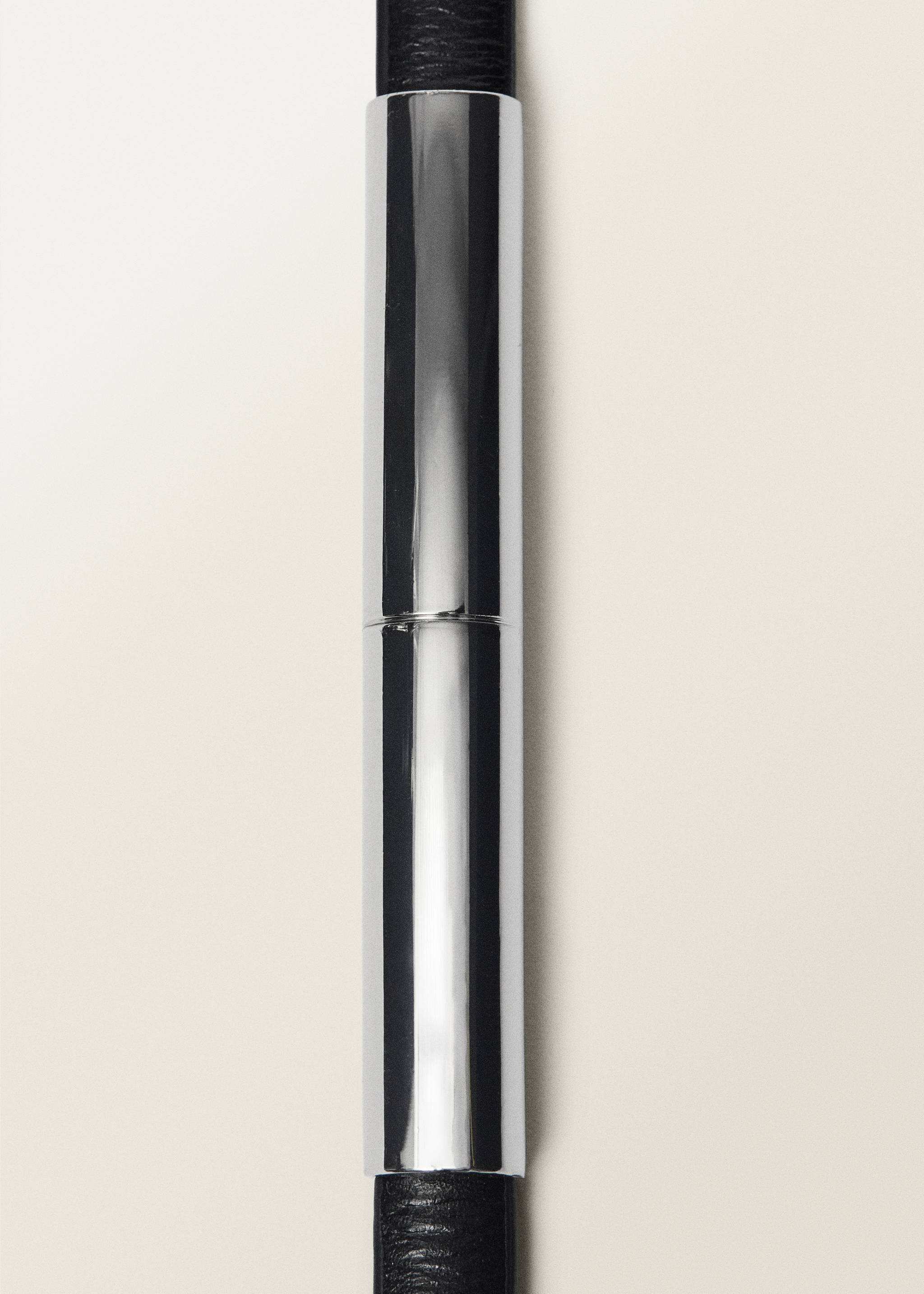 Thin leather belt with metal piece - Medium plane