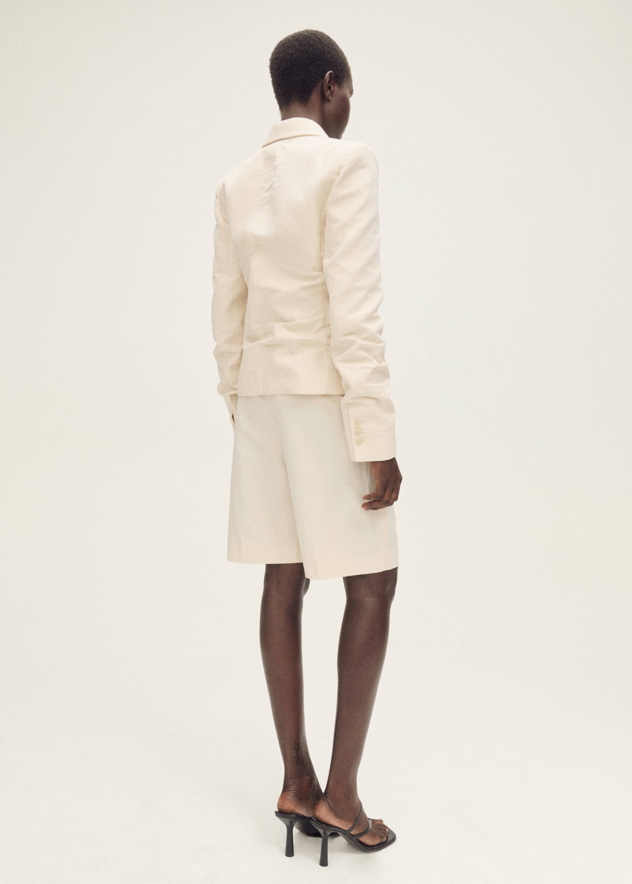 Linen-blend suit bermuda shorts - Reverse of the article