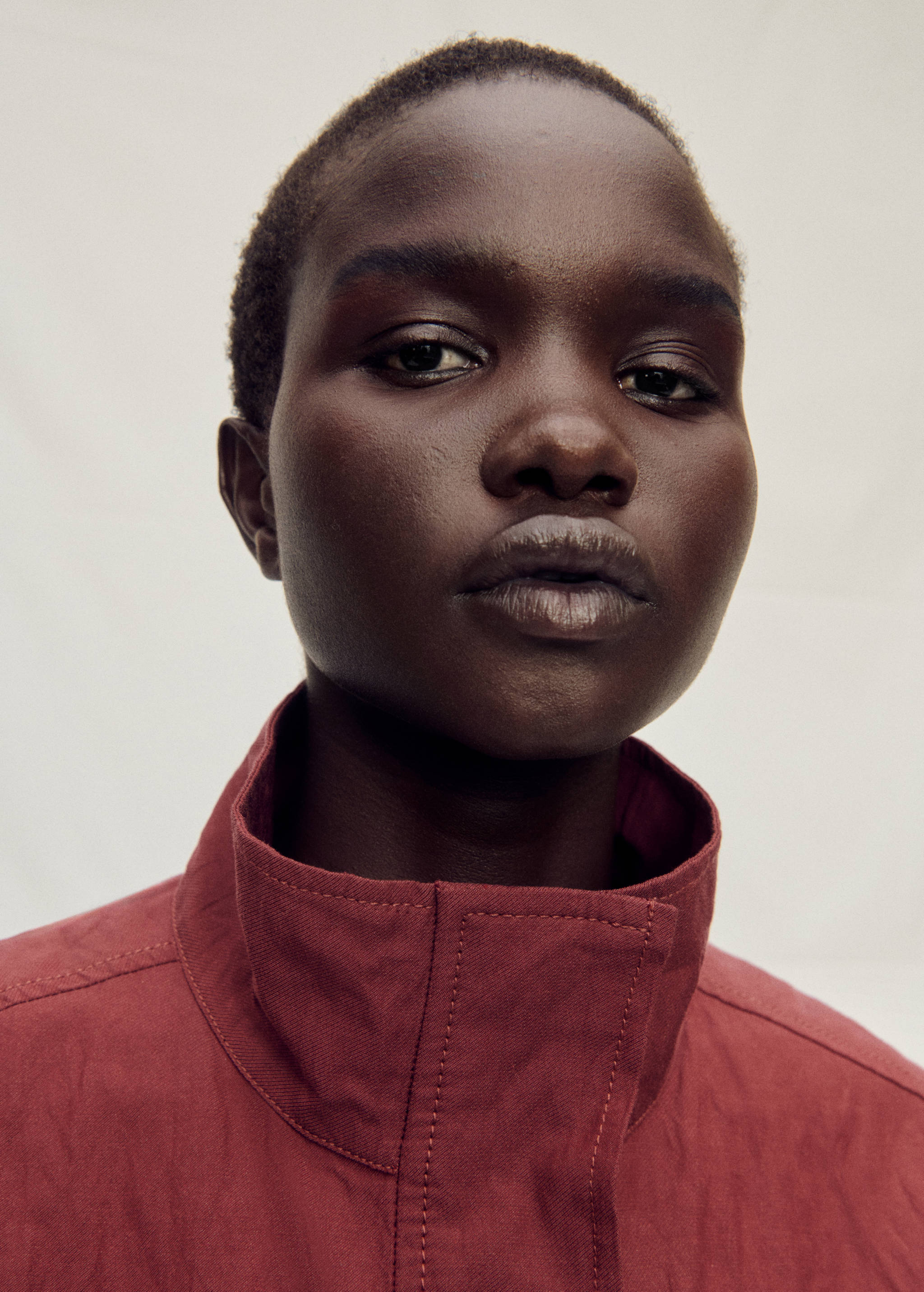 Creased-effect suit vest  with pockets - Details of the article 1