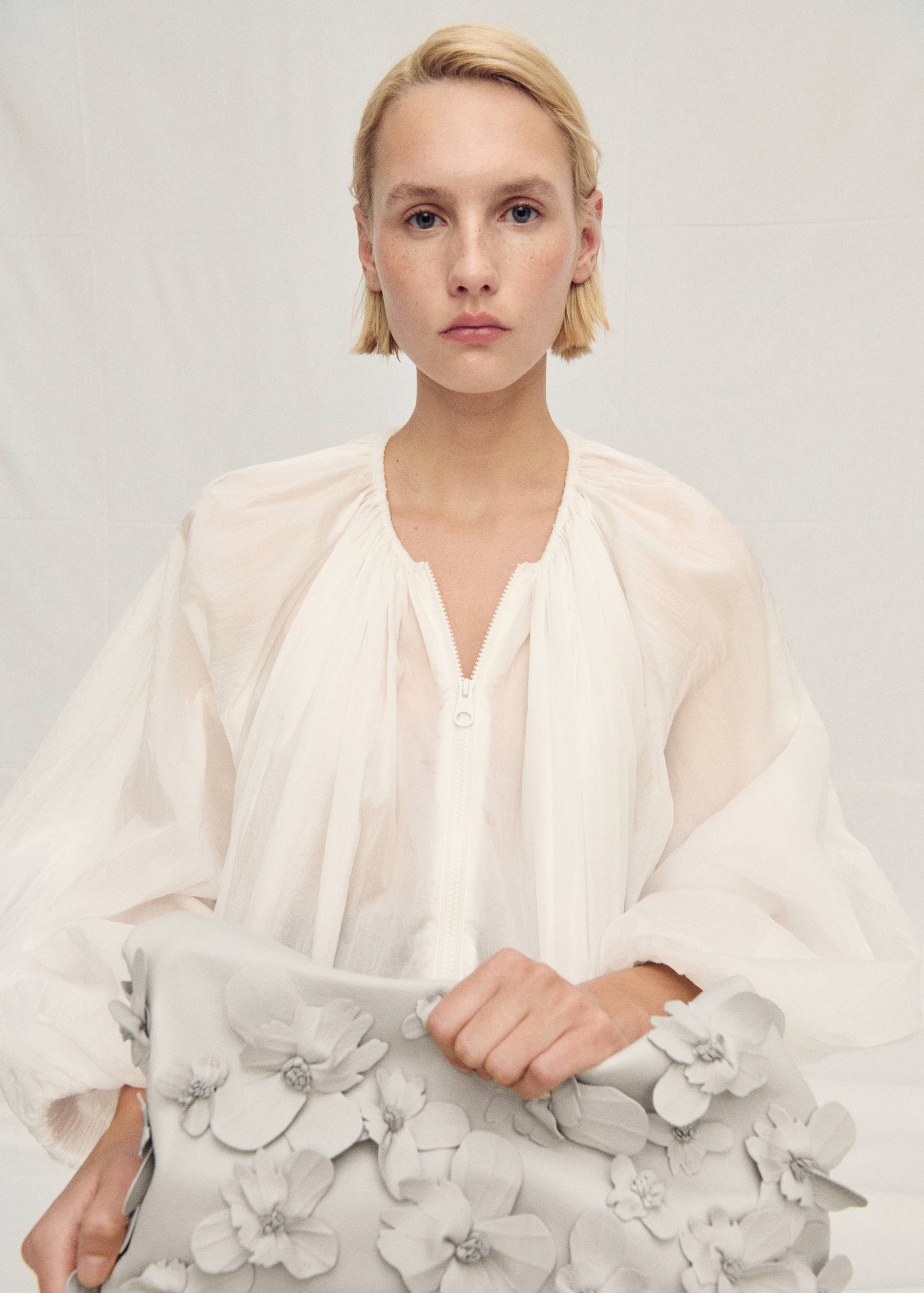 Leather handbag with flower detail - General plane