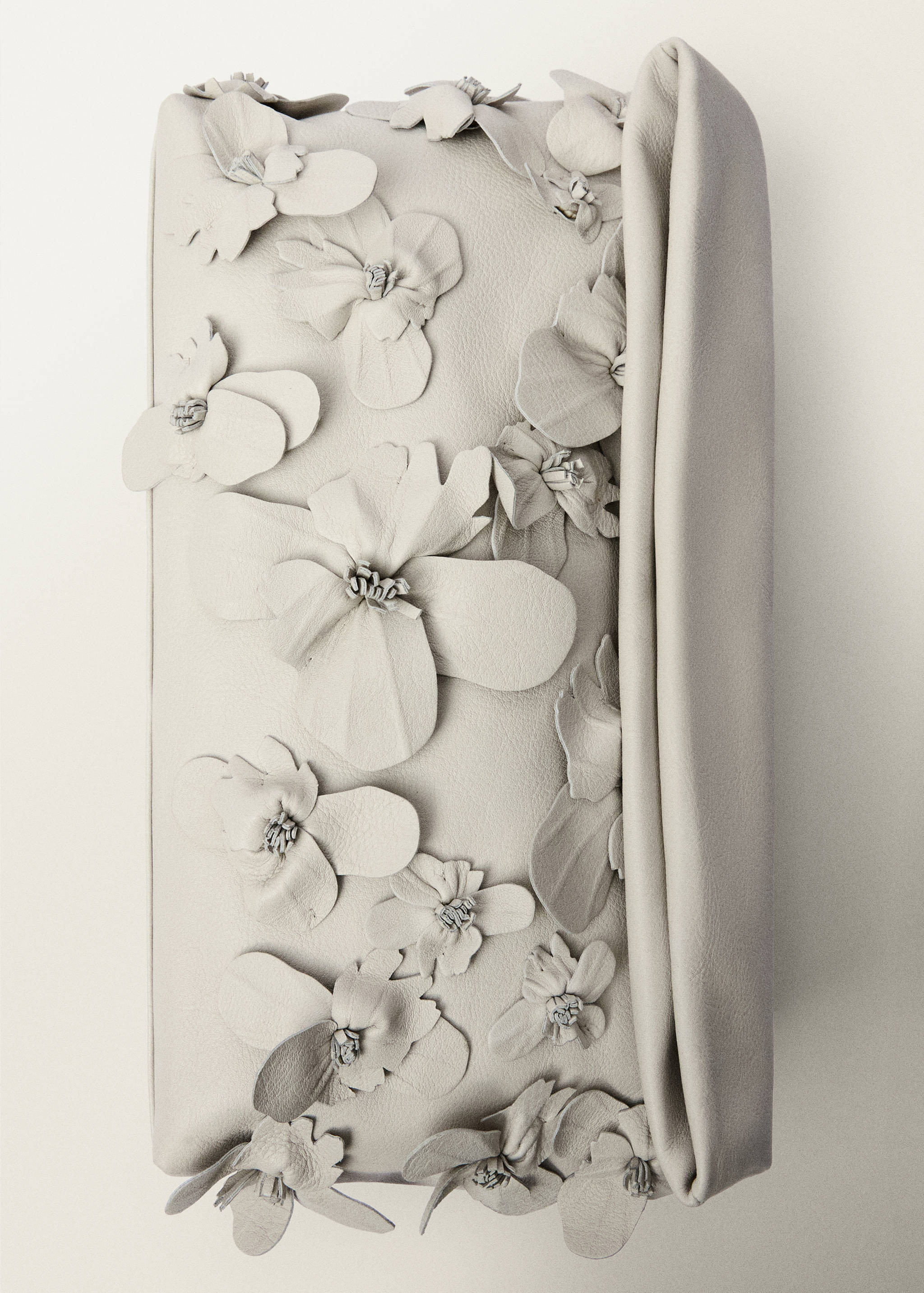 Leather handbag with flower detail - Details of the article 2