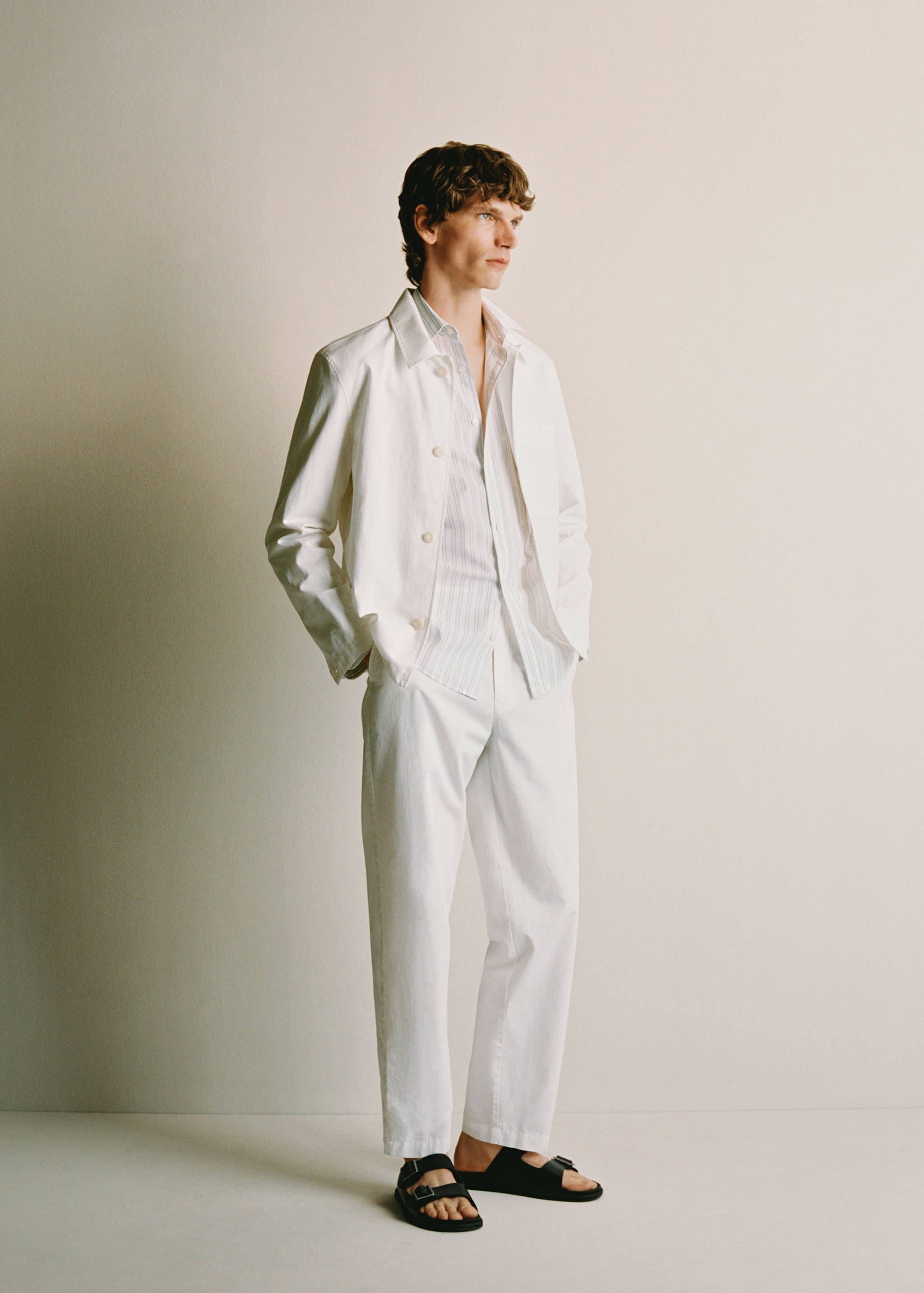 Linen-cotton overshirt with pocket - Details of the article 3