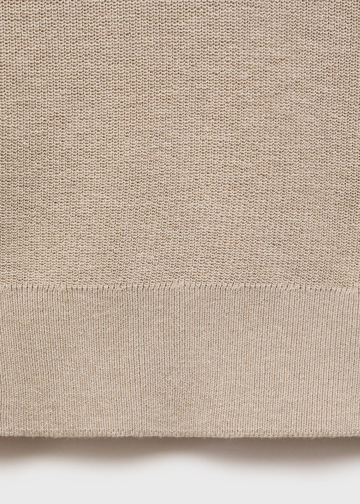 Structured knitted polo shirt — Sand