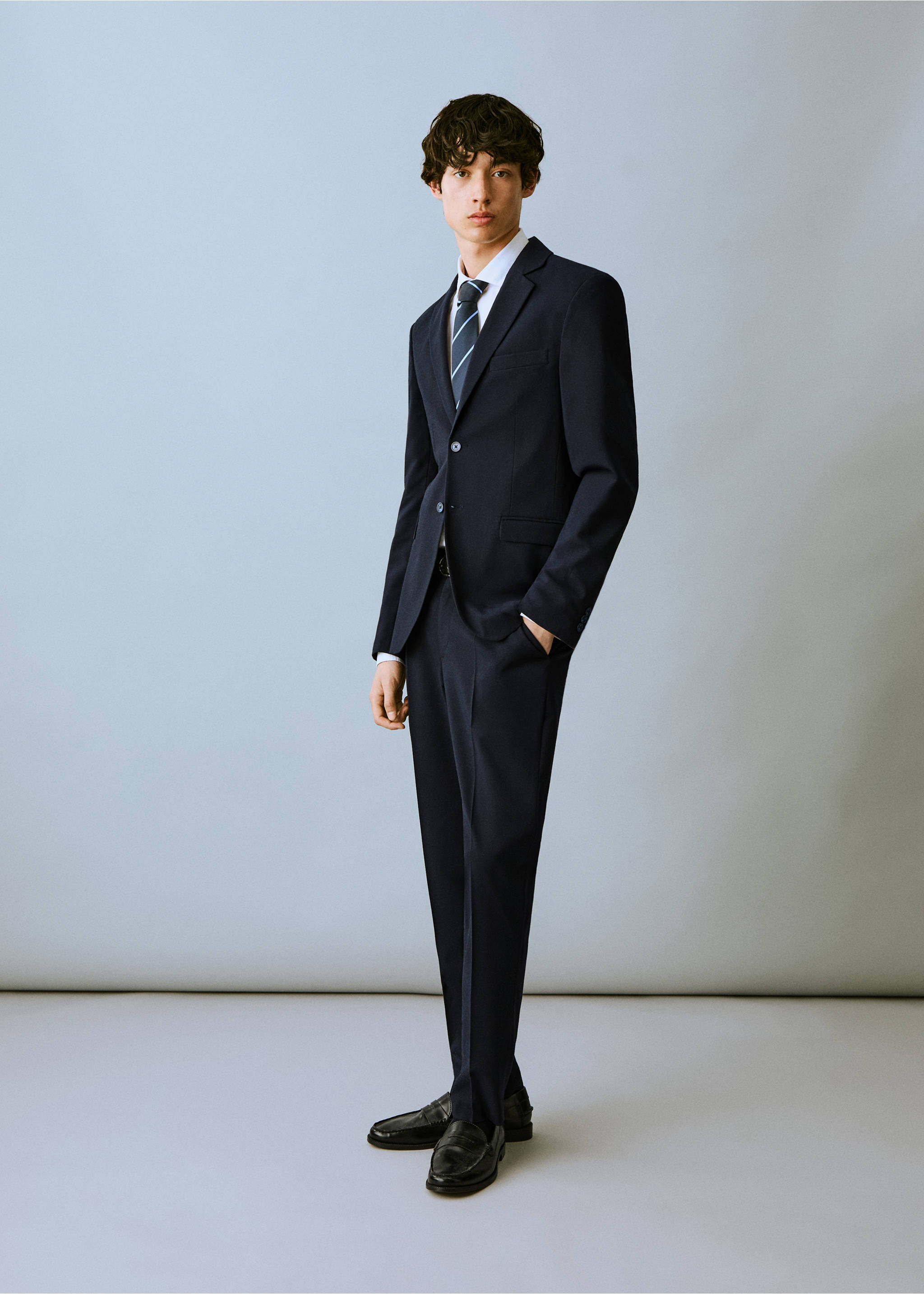 Americana clásica traje - Plano general, Azul noche. Ref: 87048260-00.