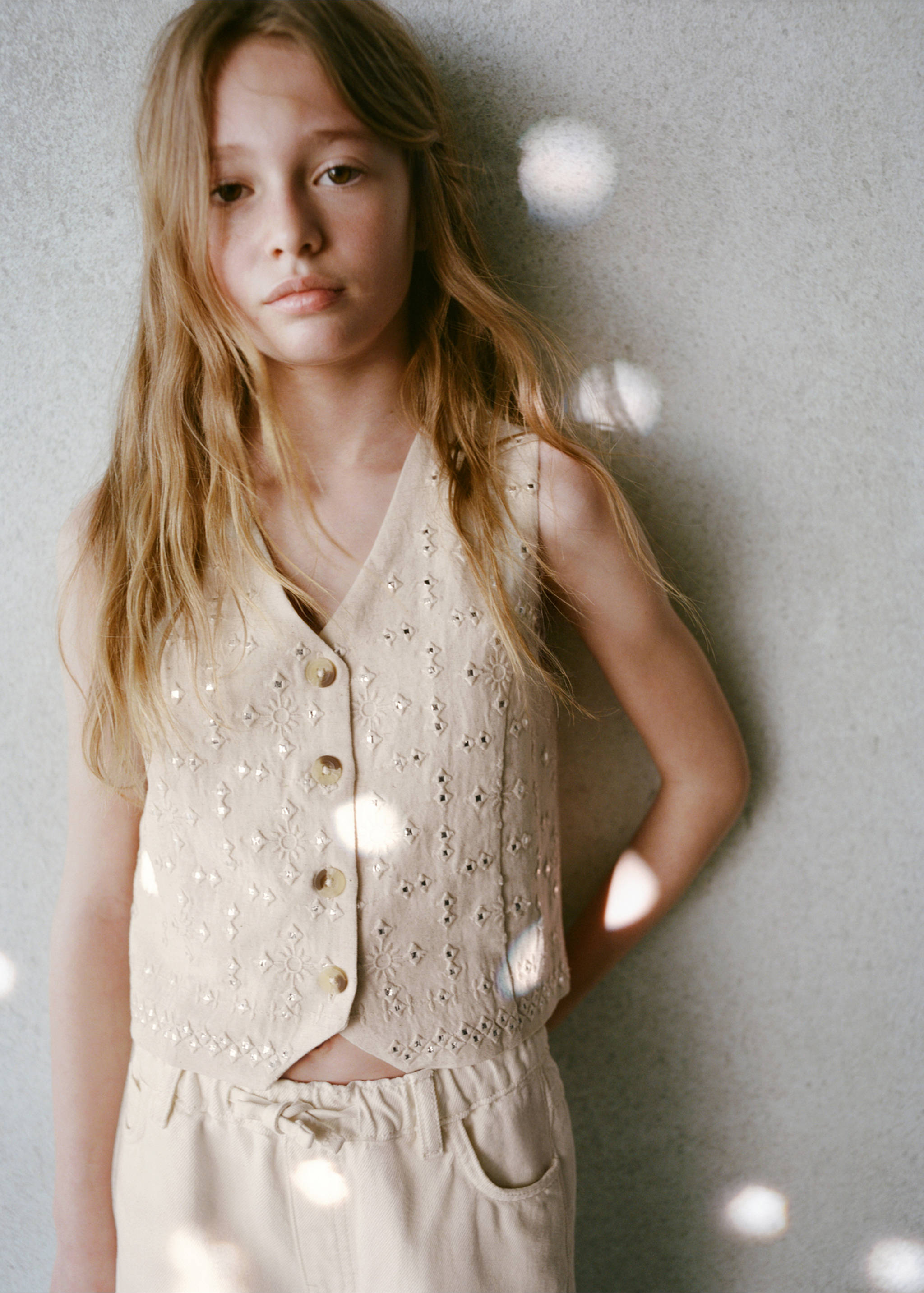 Mirrors embroidered waistcoat - Details of the article 3, Light/Pastel Grey. Ref: 87048269-00.