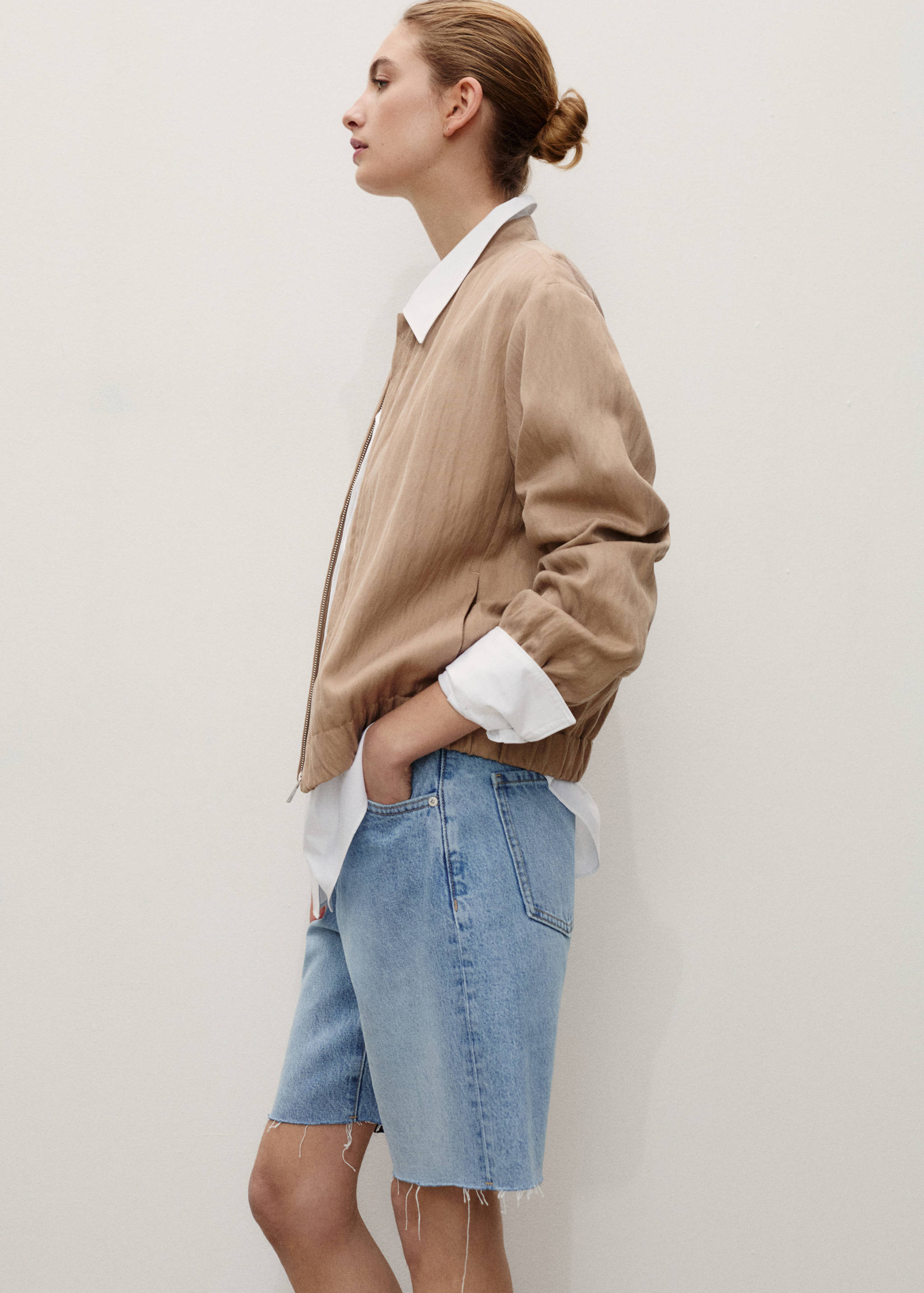 Frayed hem denim shorts - Details of the article 1