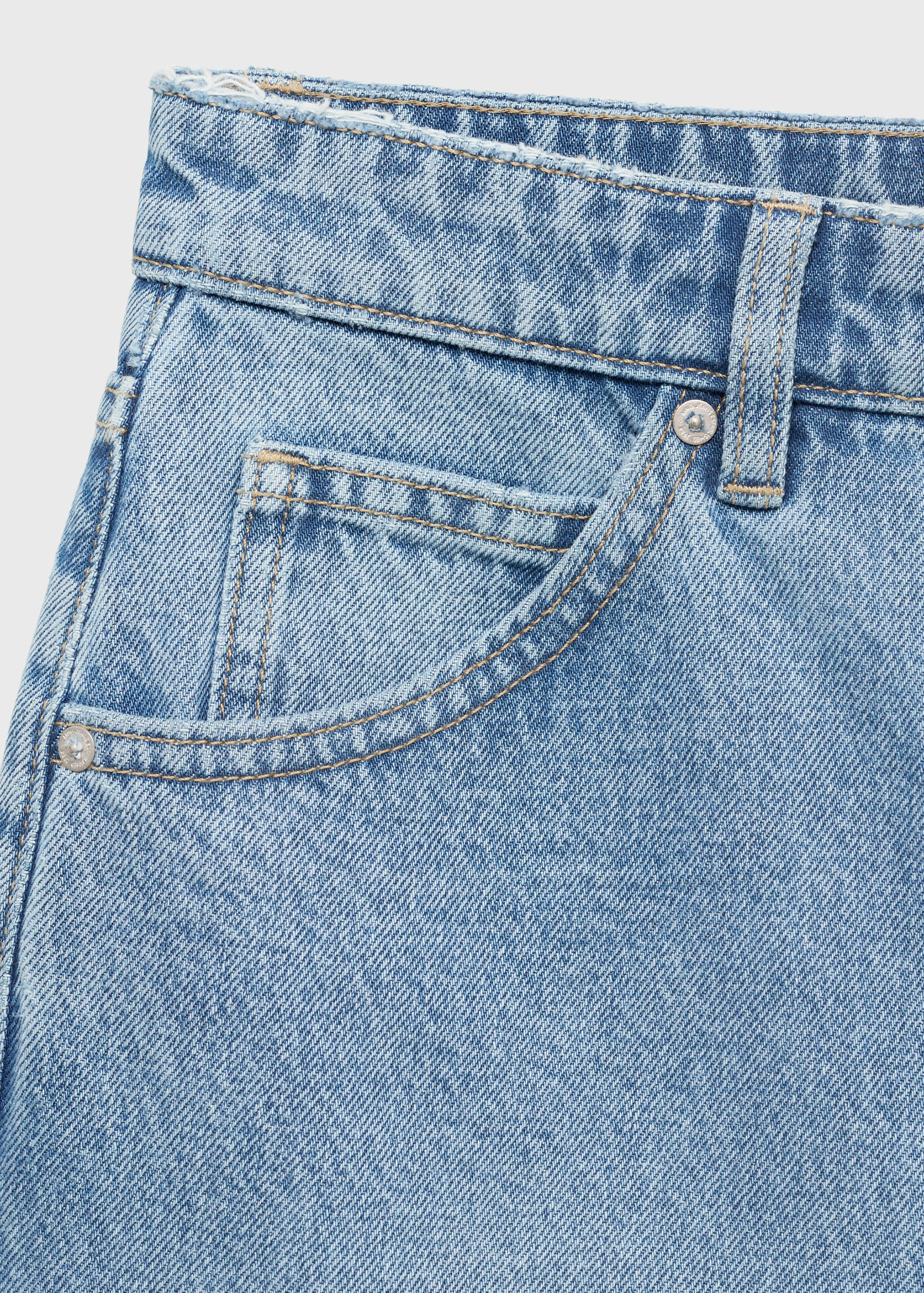 Frayed hem denim shorts - Details of the article 0