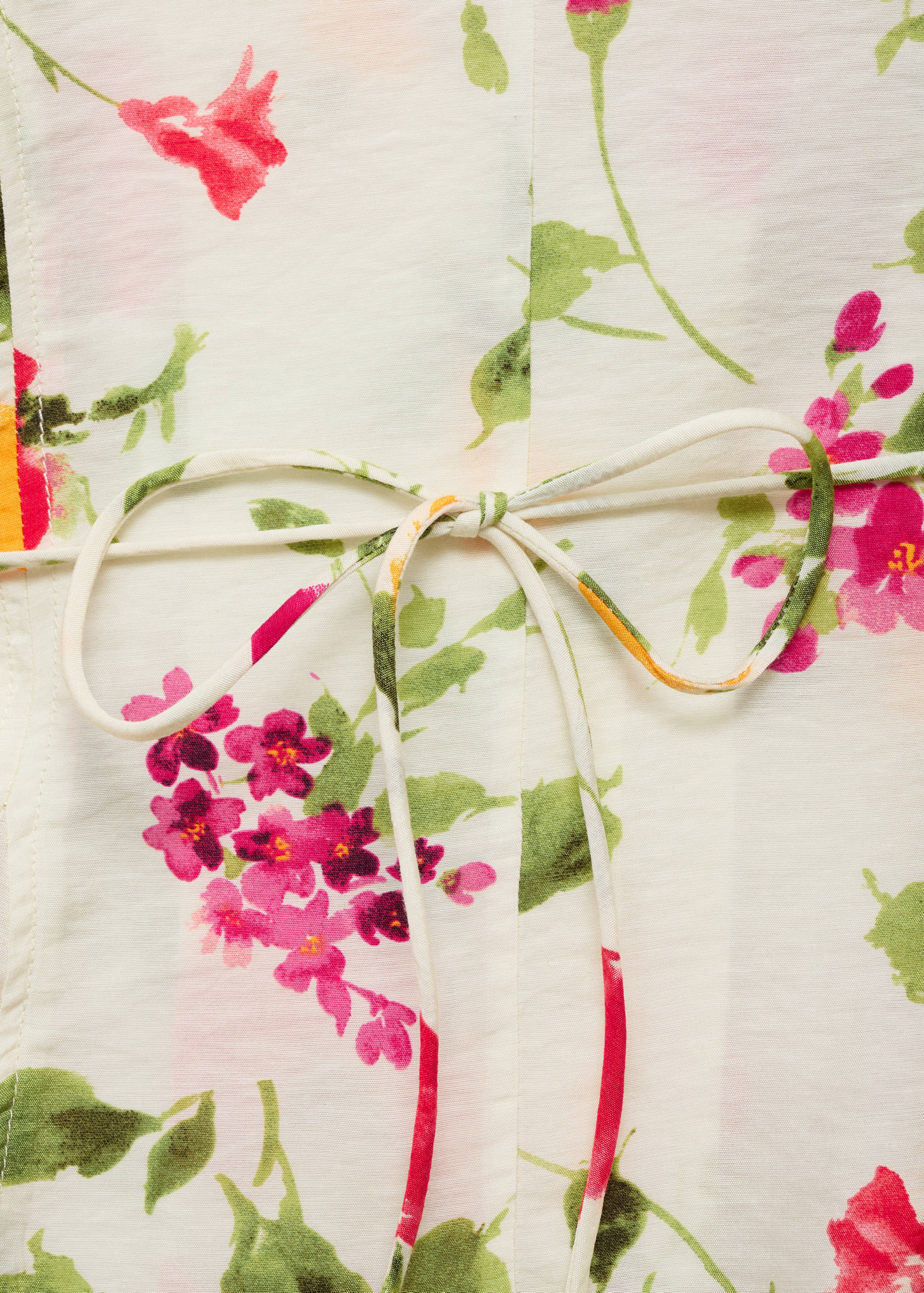 Floral button-down fitted blouse - Details of the article 0