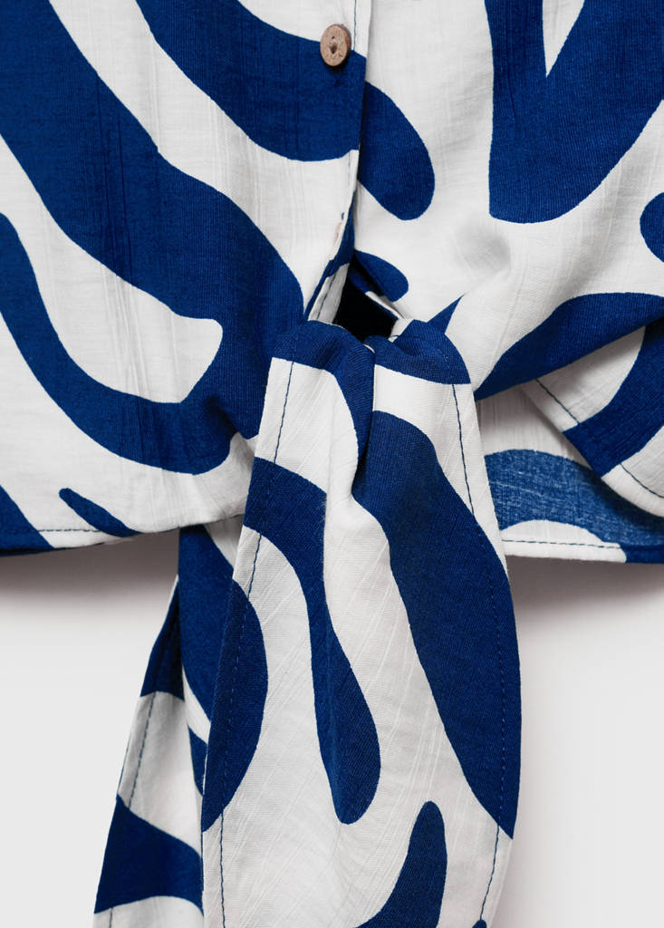Printed crop shirt with knot detail — Off White
