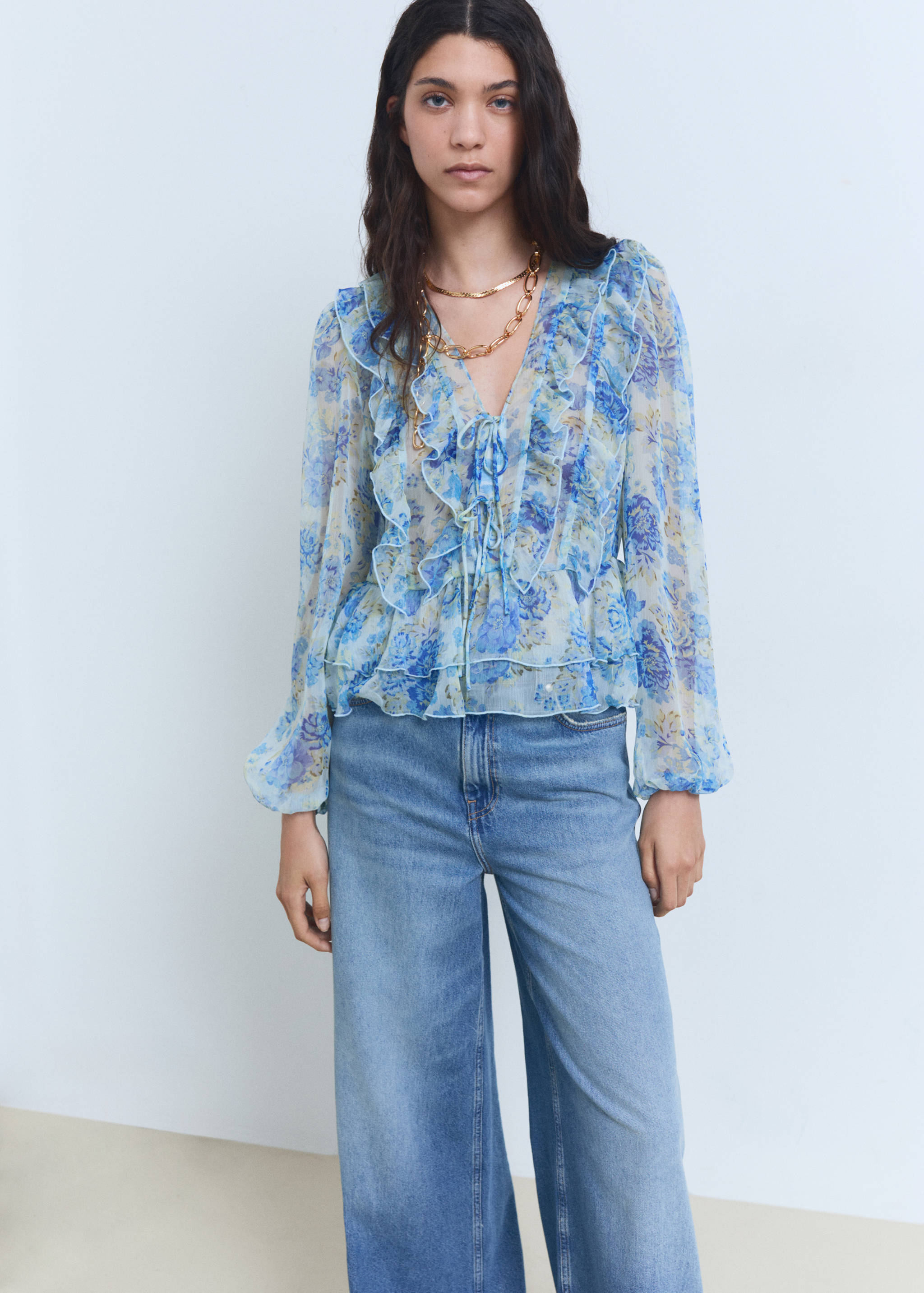 Floral ruffled blouse - Medium plane