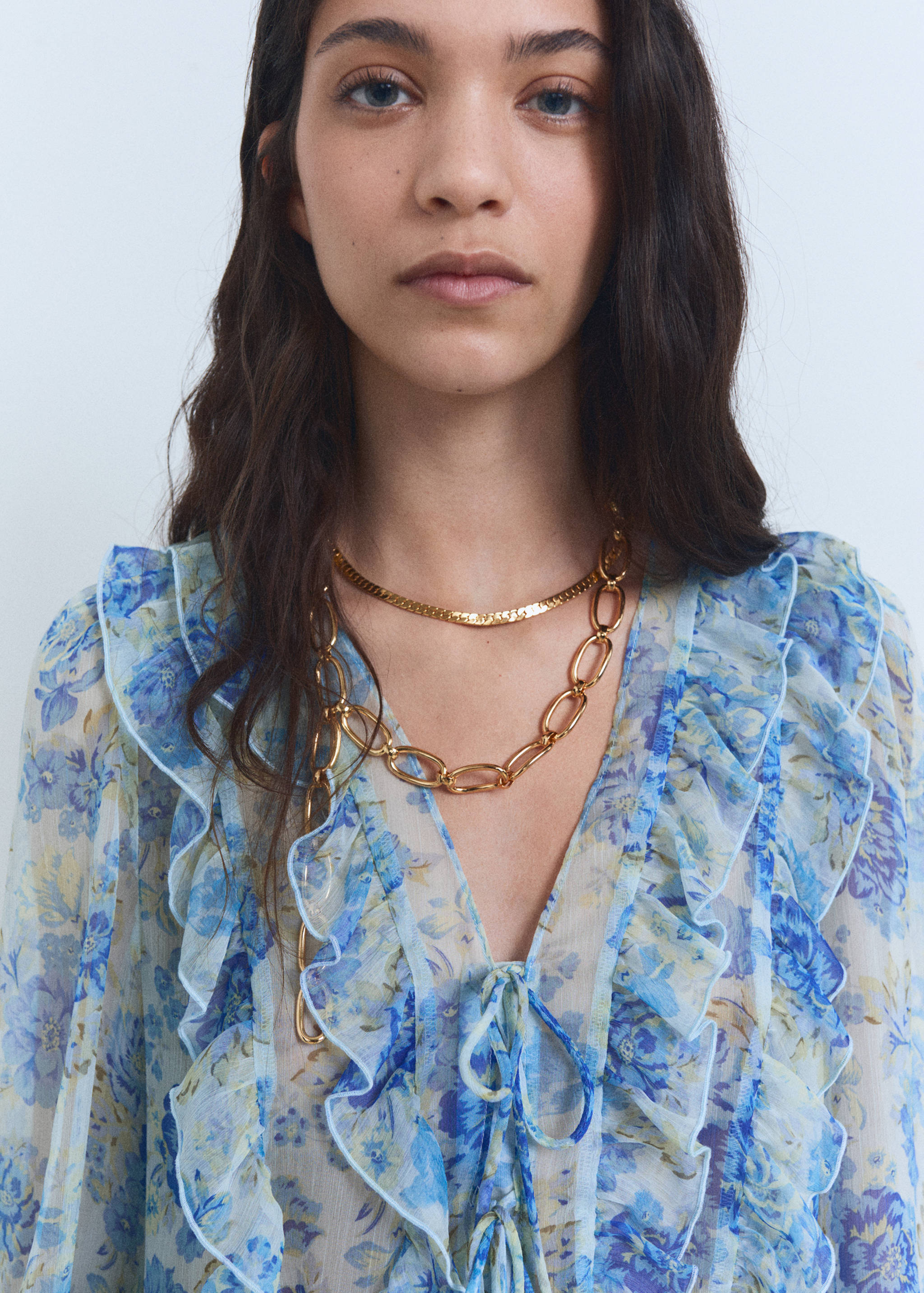 Floral ruffled blouse - Details of the article 1