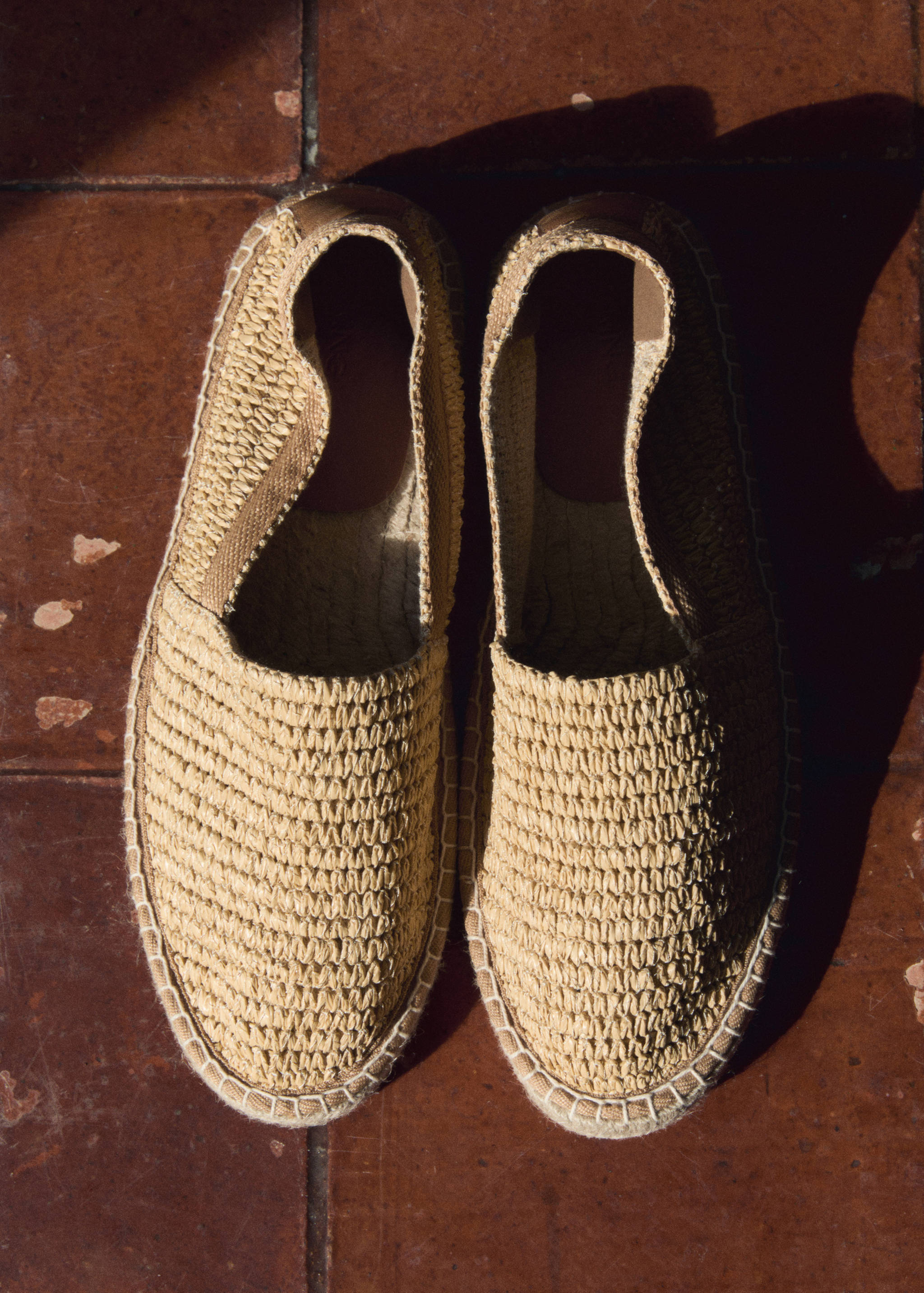 Raffia espadrilles - General plane