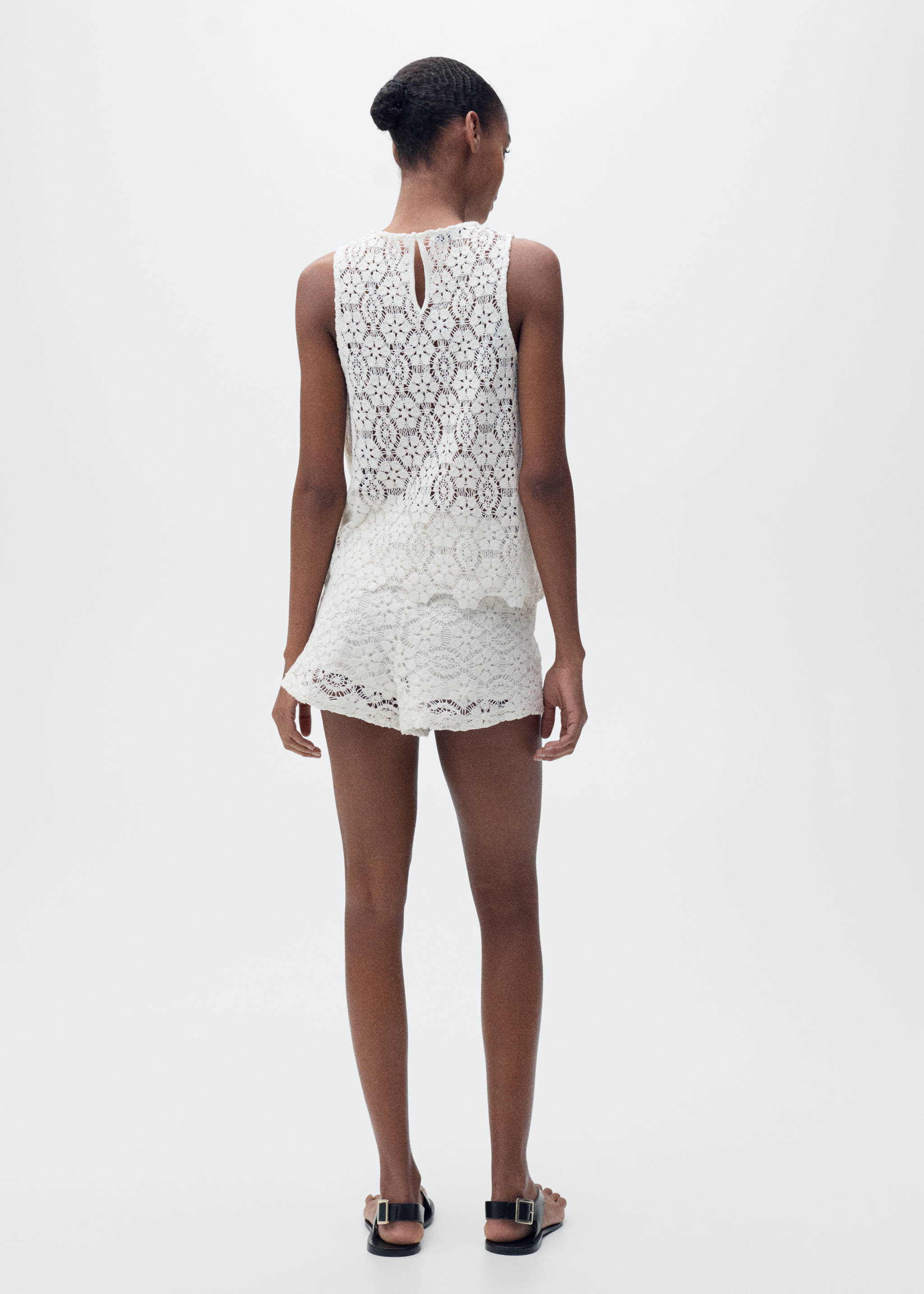 Crochet straight-fit shorts - Reverse of the article