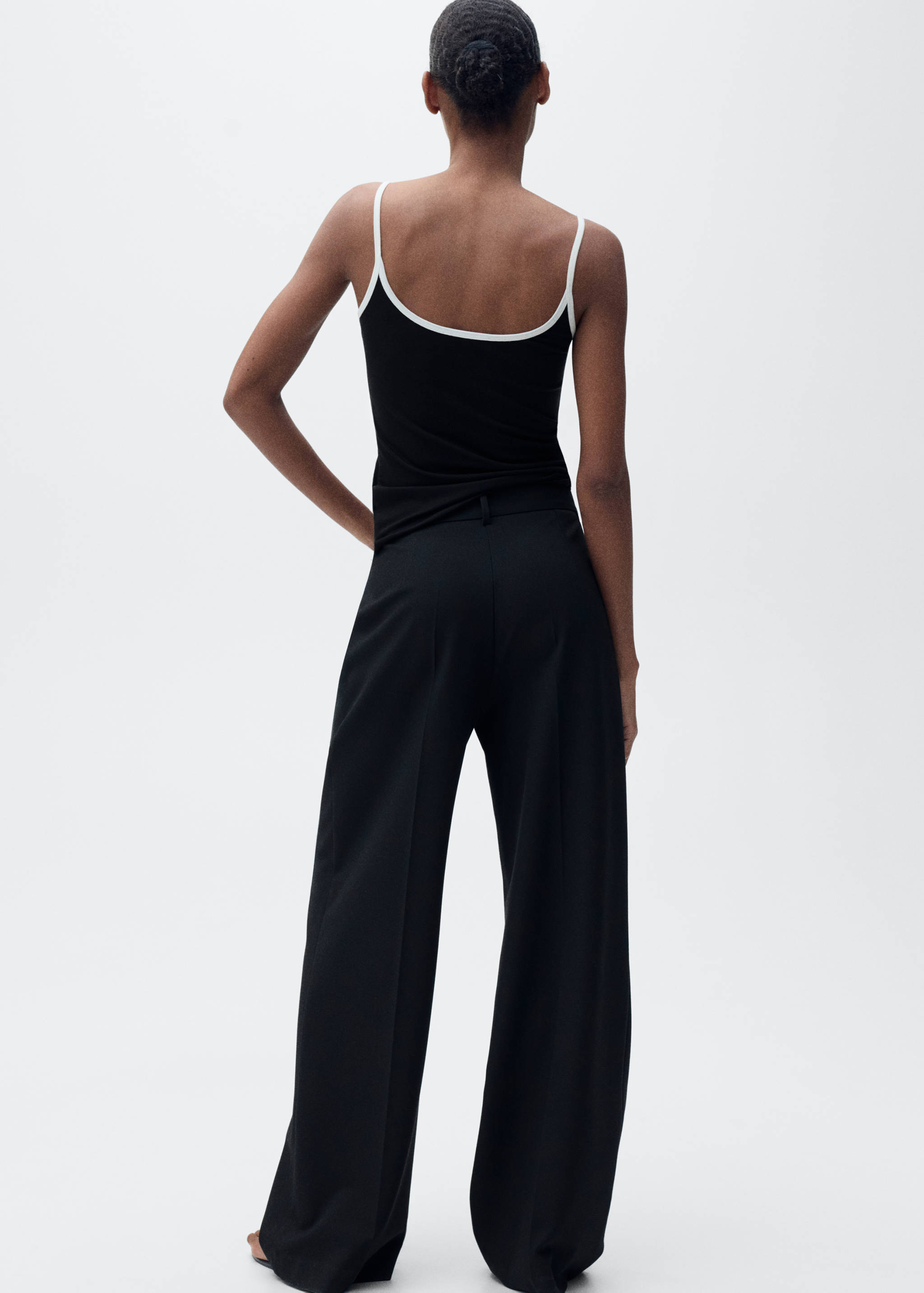 콘트라스팅 트림 리오셀 탑 - 상품 반전: