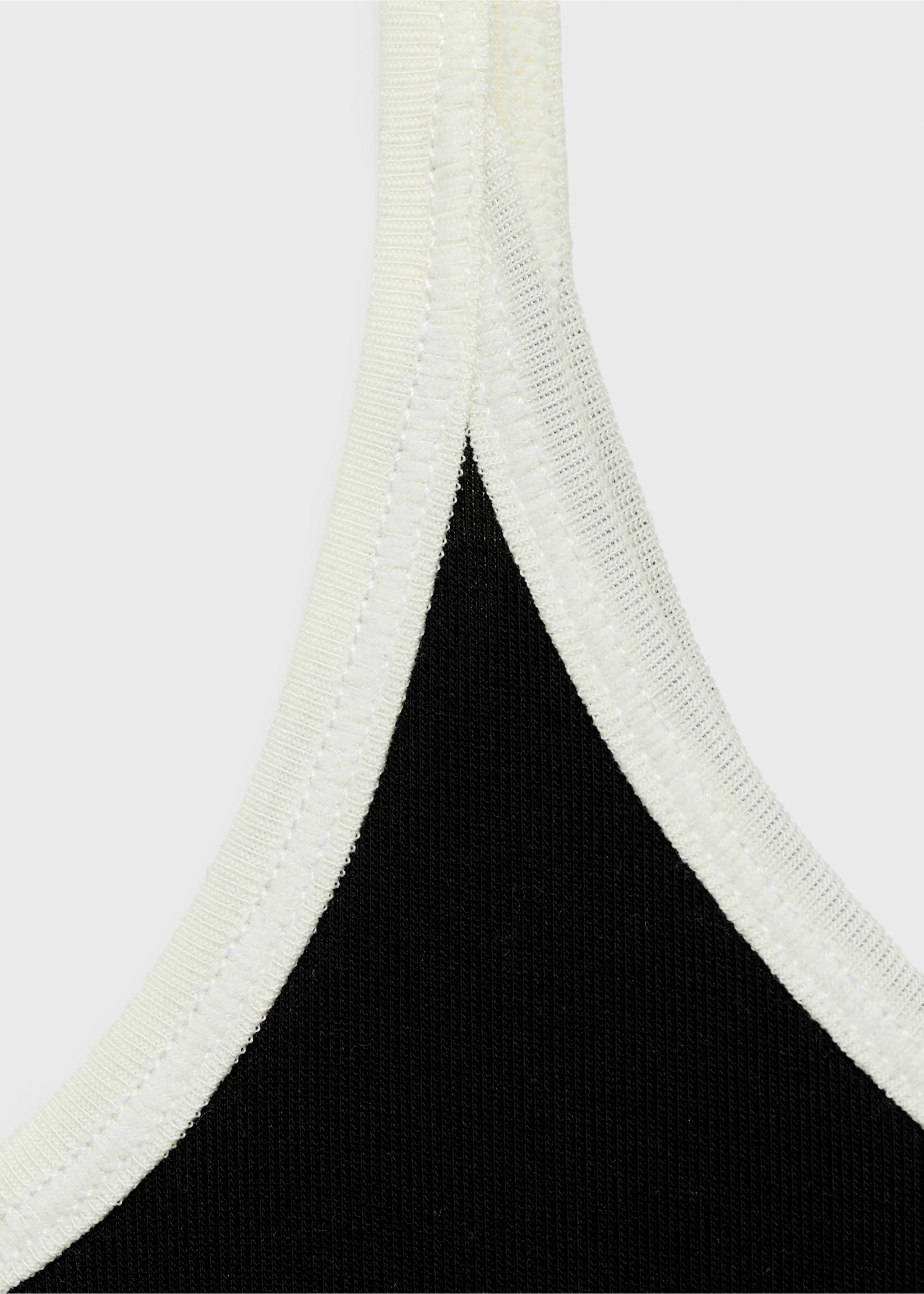 Lyocell top with contrasting trim - Details of the article 8, Black. Ref: 87049214-00.