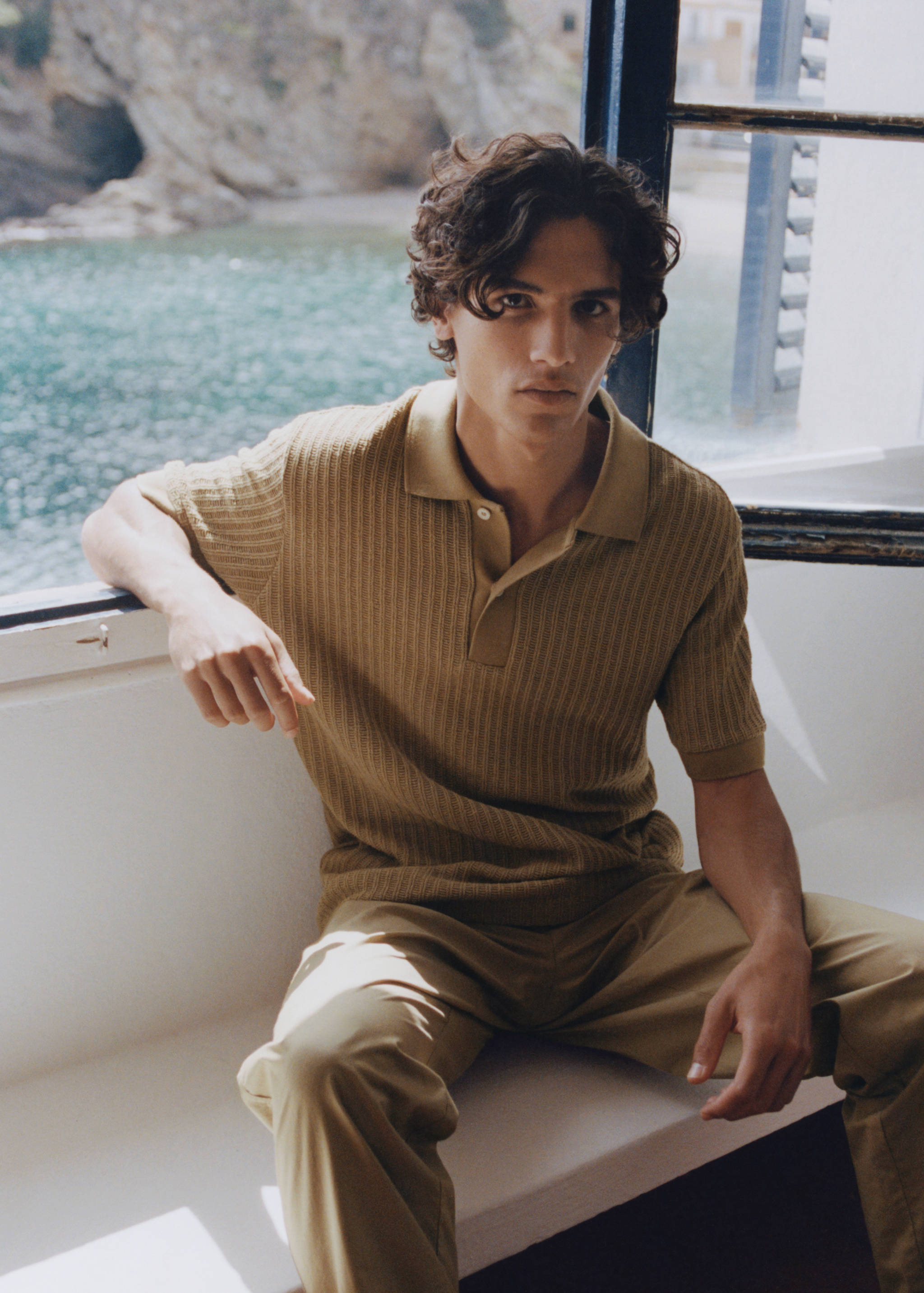 Thick rib-knit polo shirt - Details of the article 3