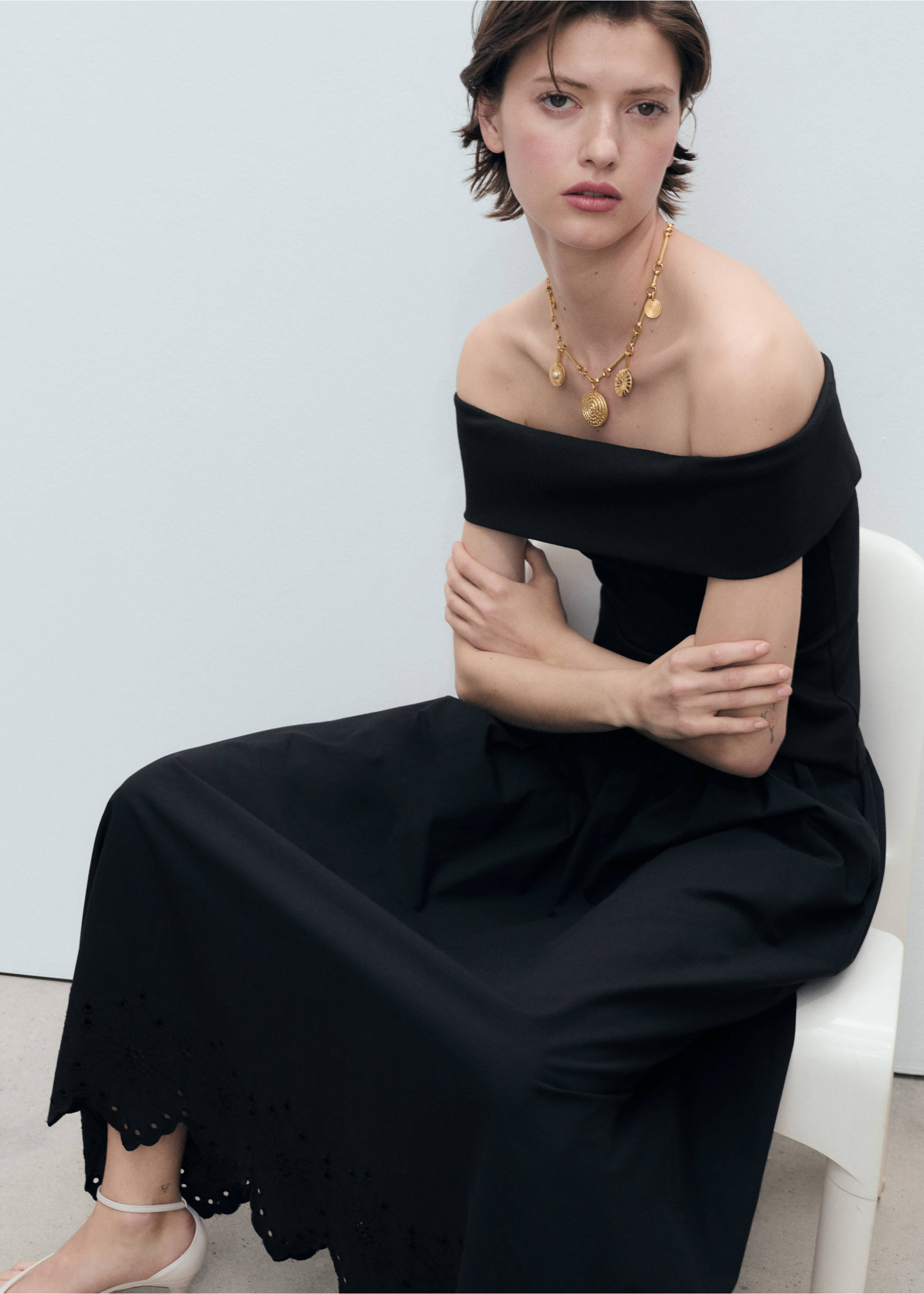 Cotton skirt with embroidered hem - Details of the article 2, Black. Ref: 87049219-00.