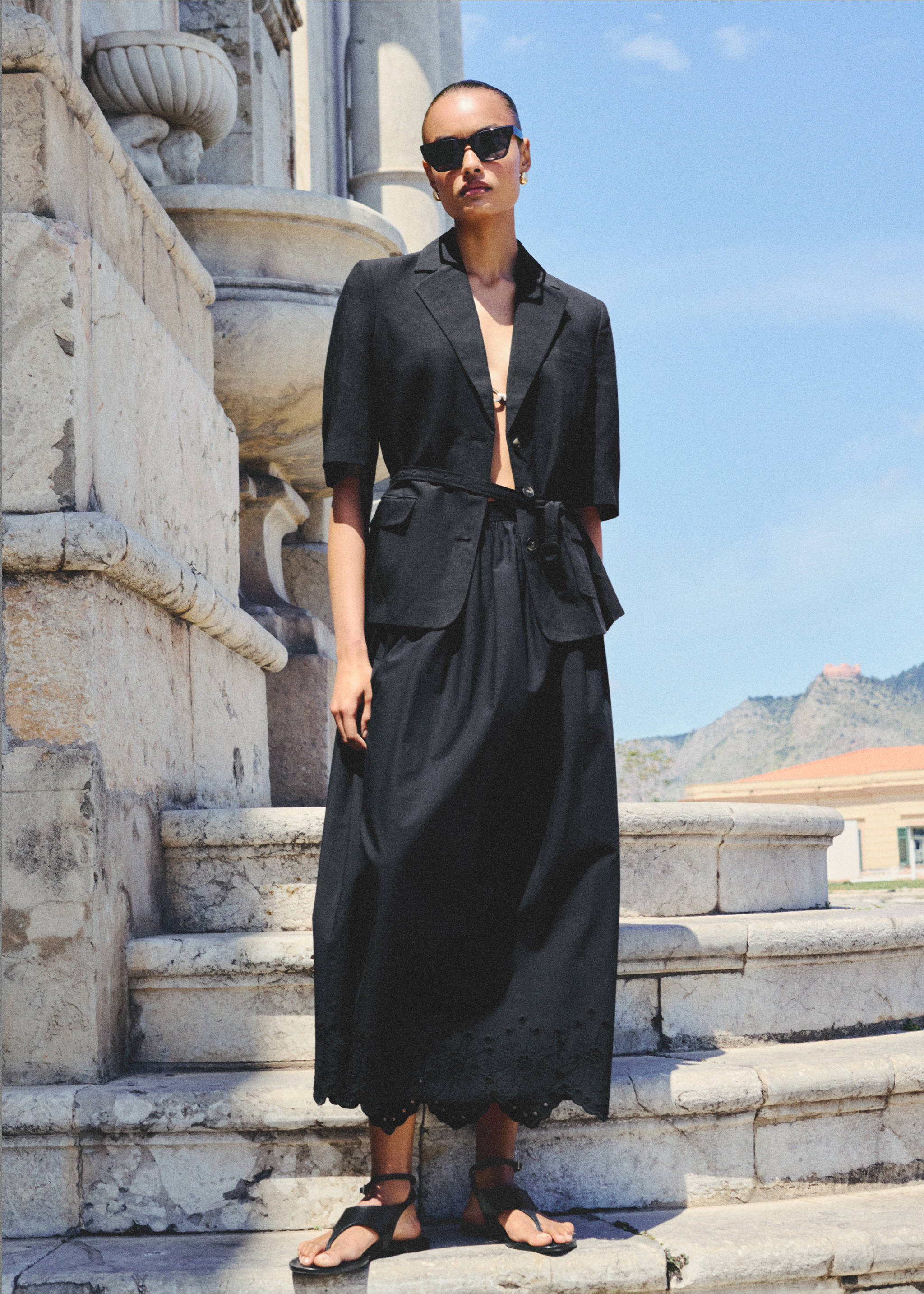 Cotton skirt with embroidered hem - Details of the article 7, Black. Ref: 87049219-00.
