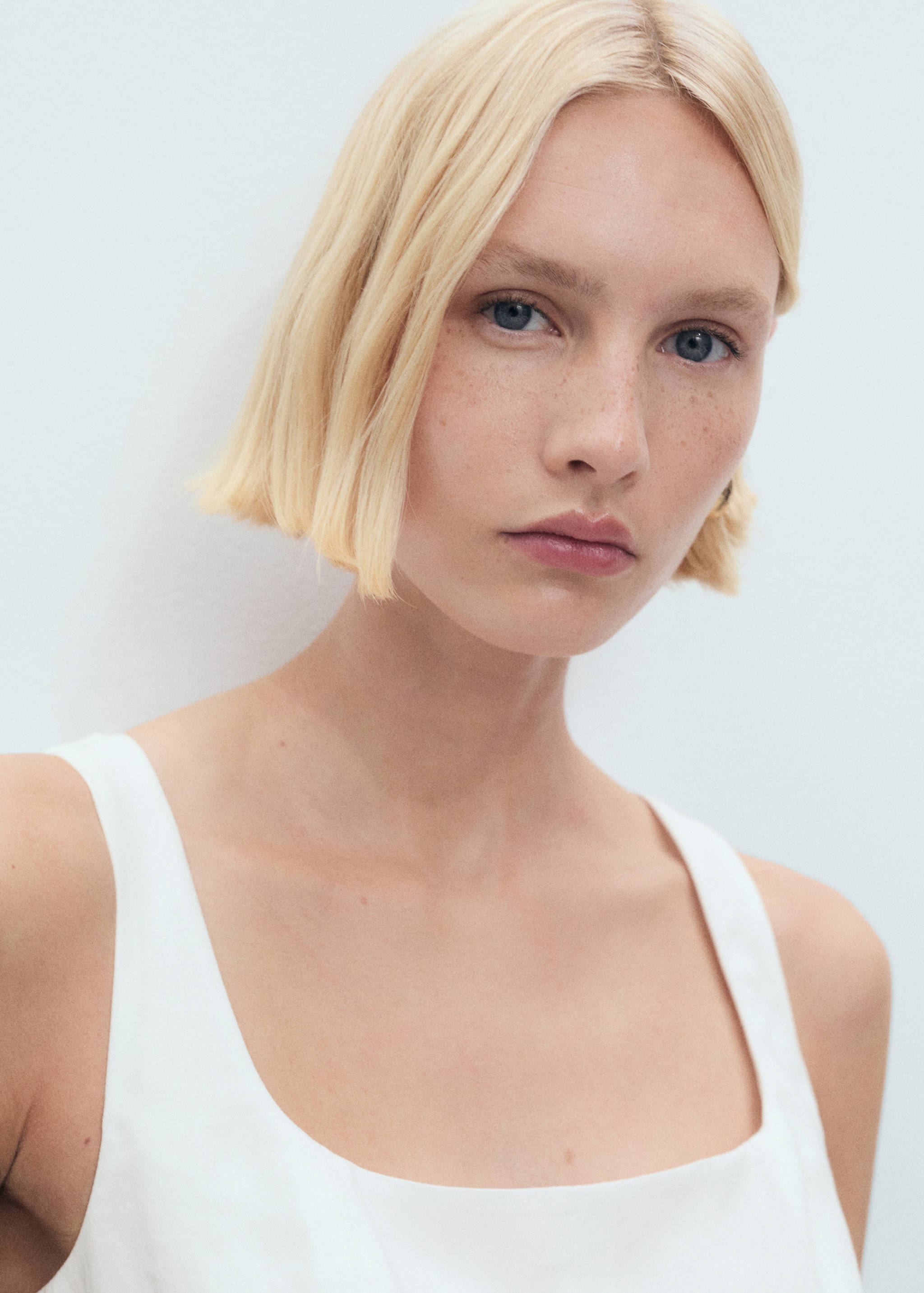 Long lyocell jumpsuit with belt - Details of the article 1