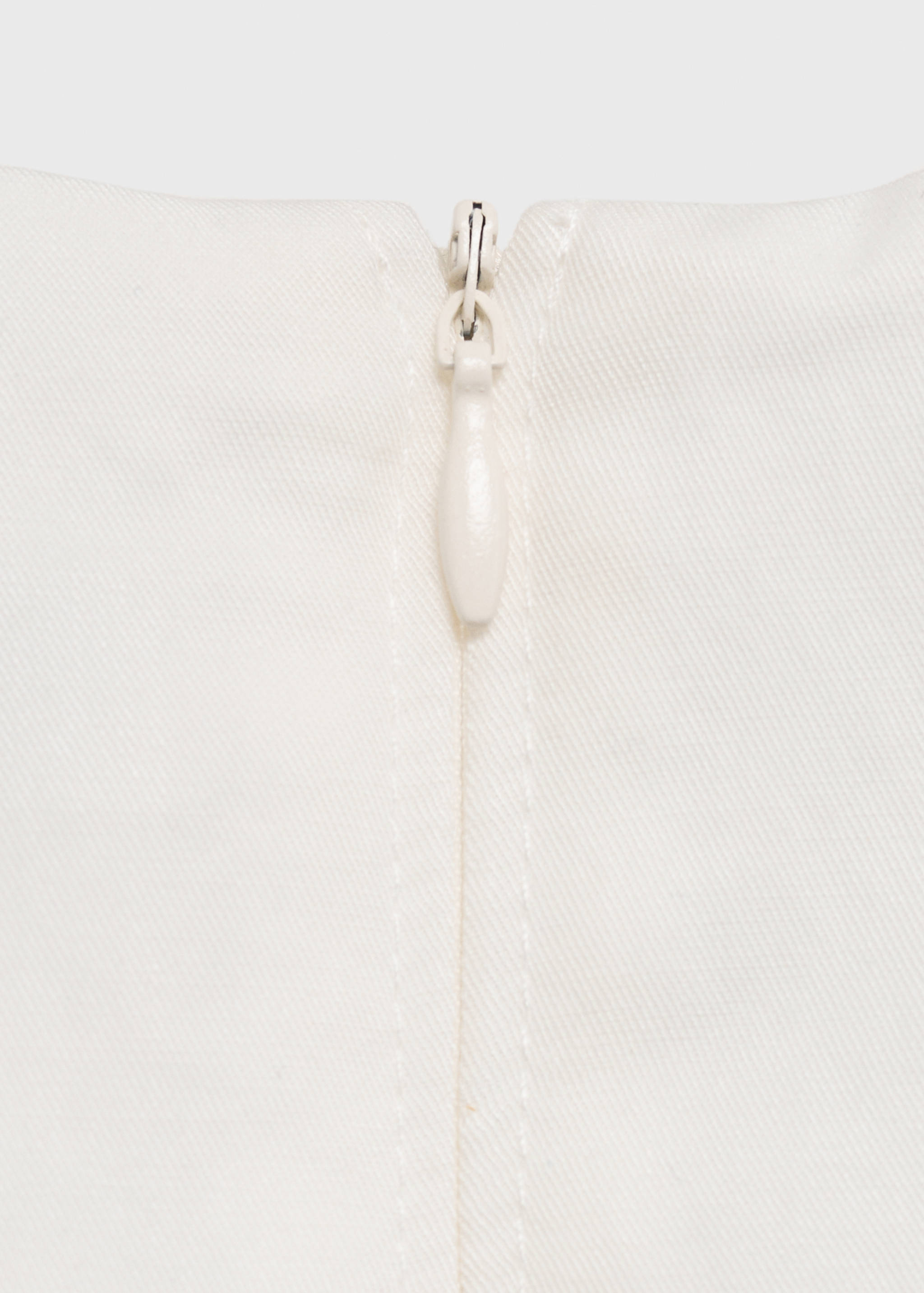 Long lyocell jumpsuit with belt - Details of the article 0