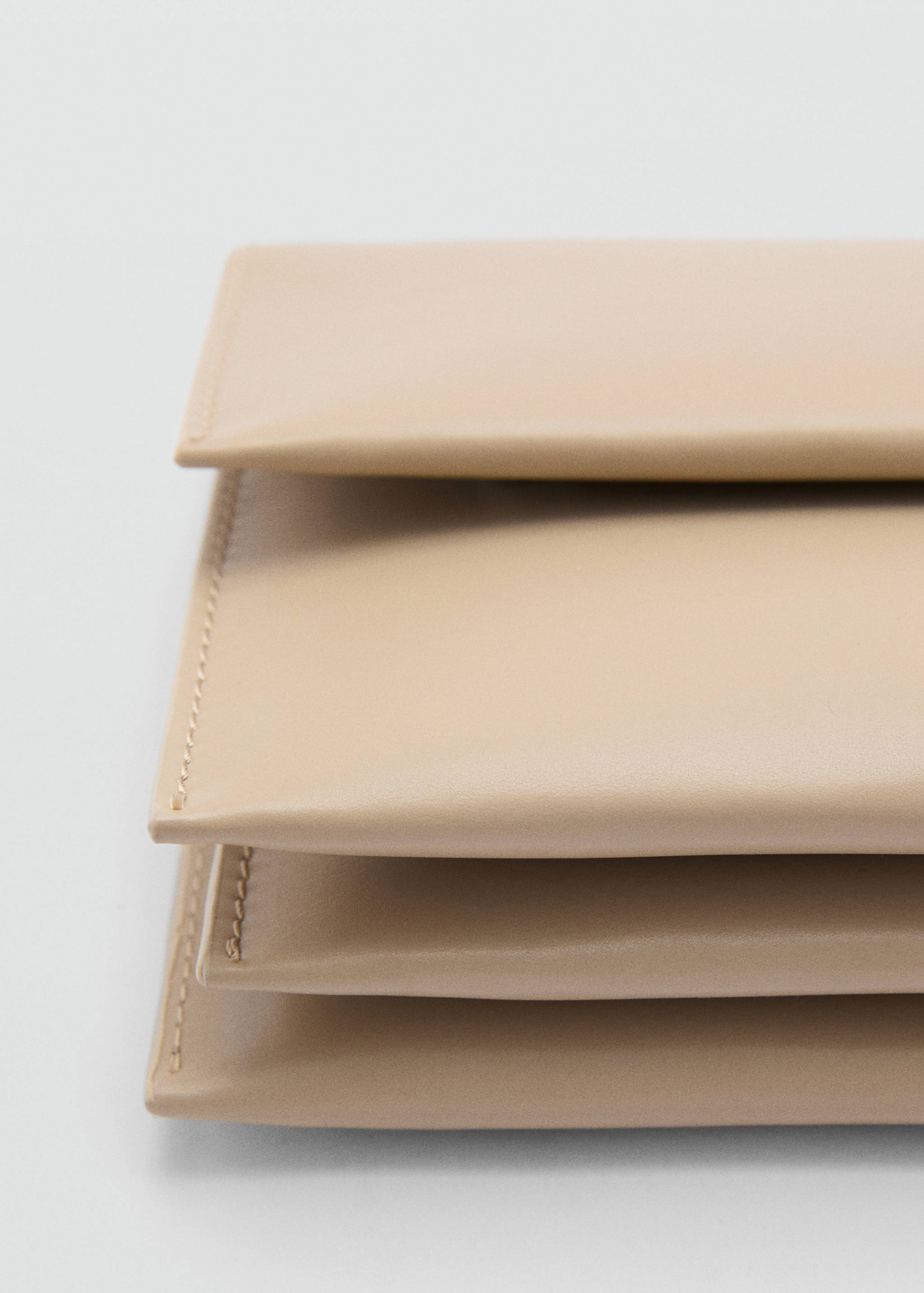 Shoulder bag with strap - Details of the article 3