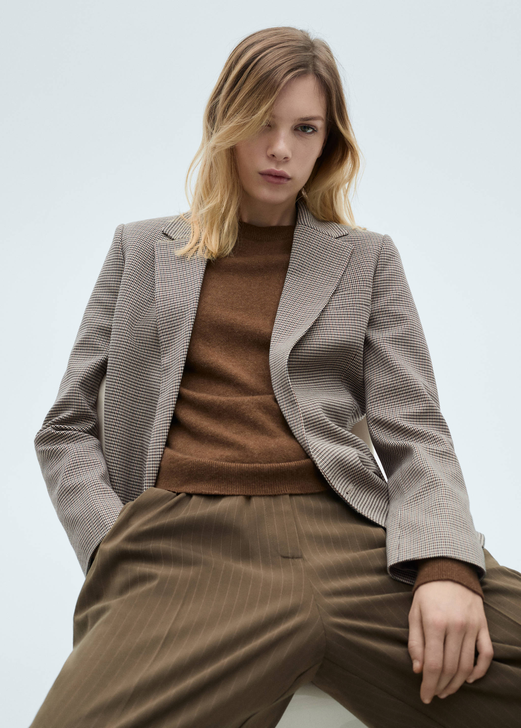 Double-breasted jacket - Details of the article 2