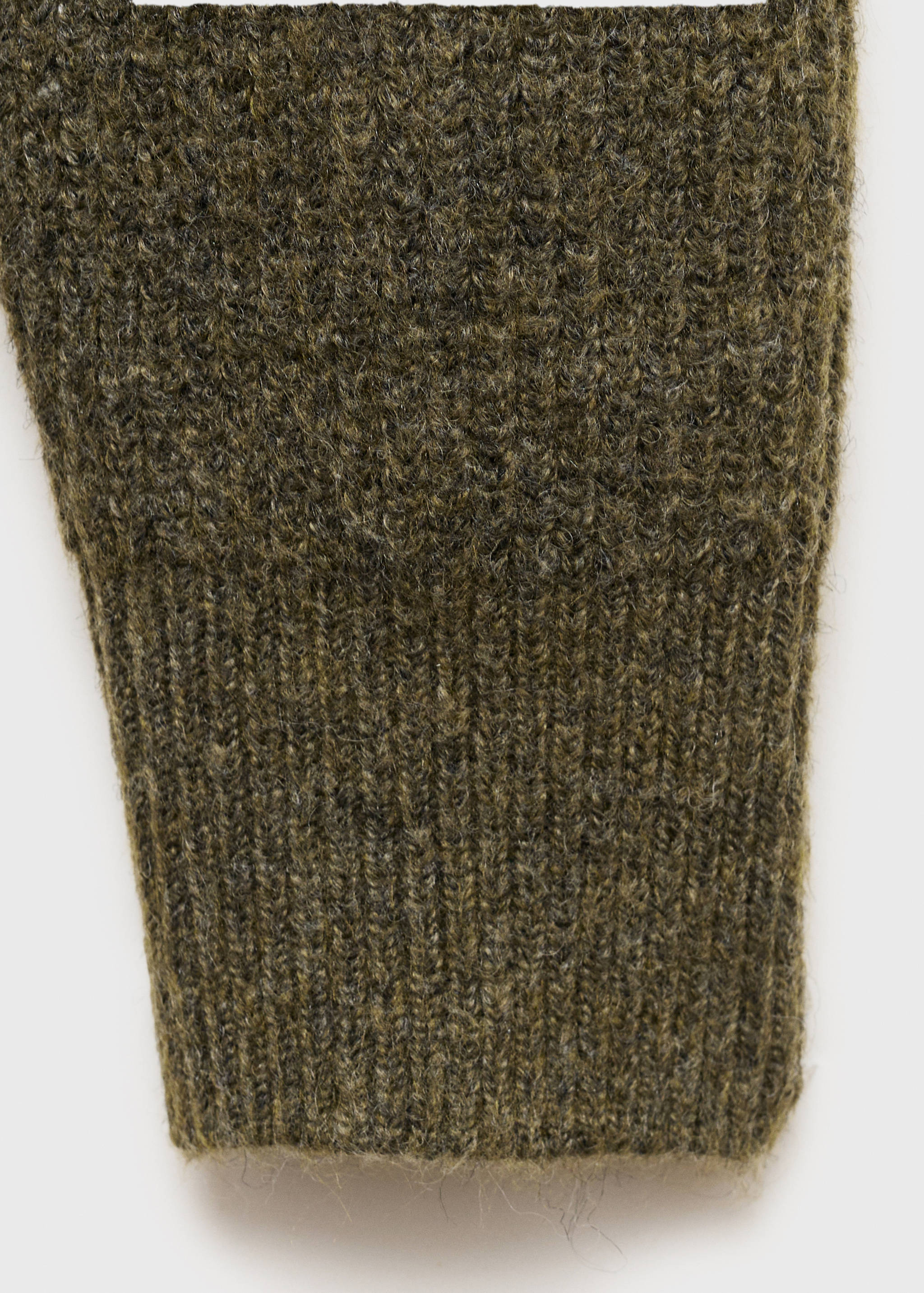 Cárdigan canalé cuello pico - Detalle del artículo 8