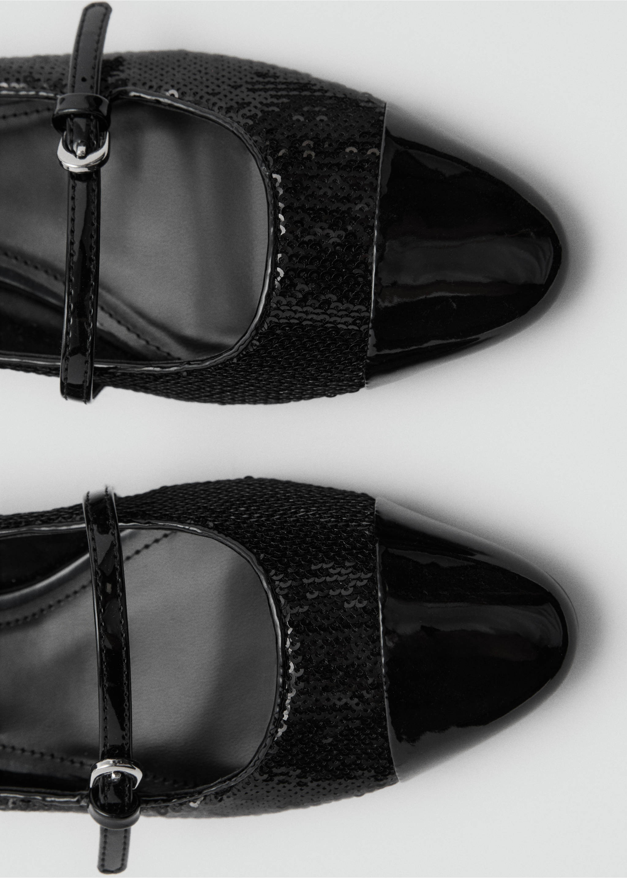 Sequin block-heel shoes - Details of the article 2, Black. Ref: 87050413-00.