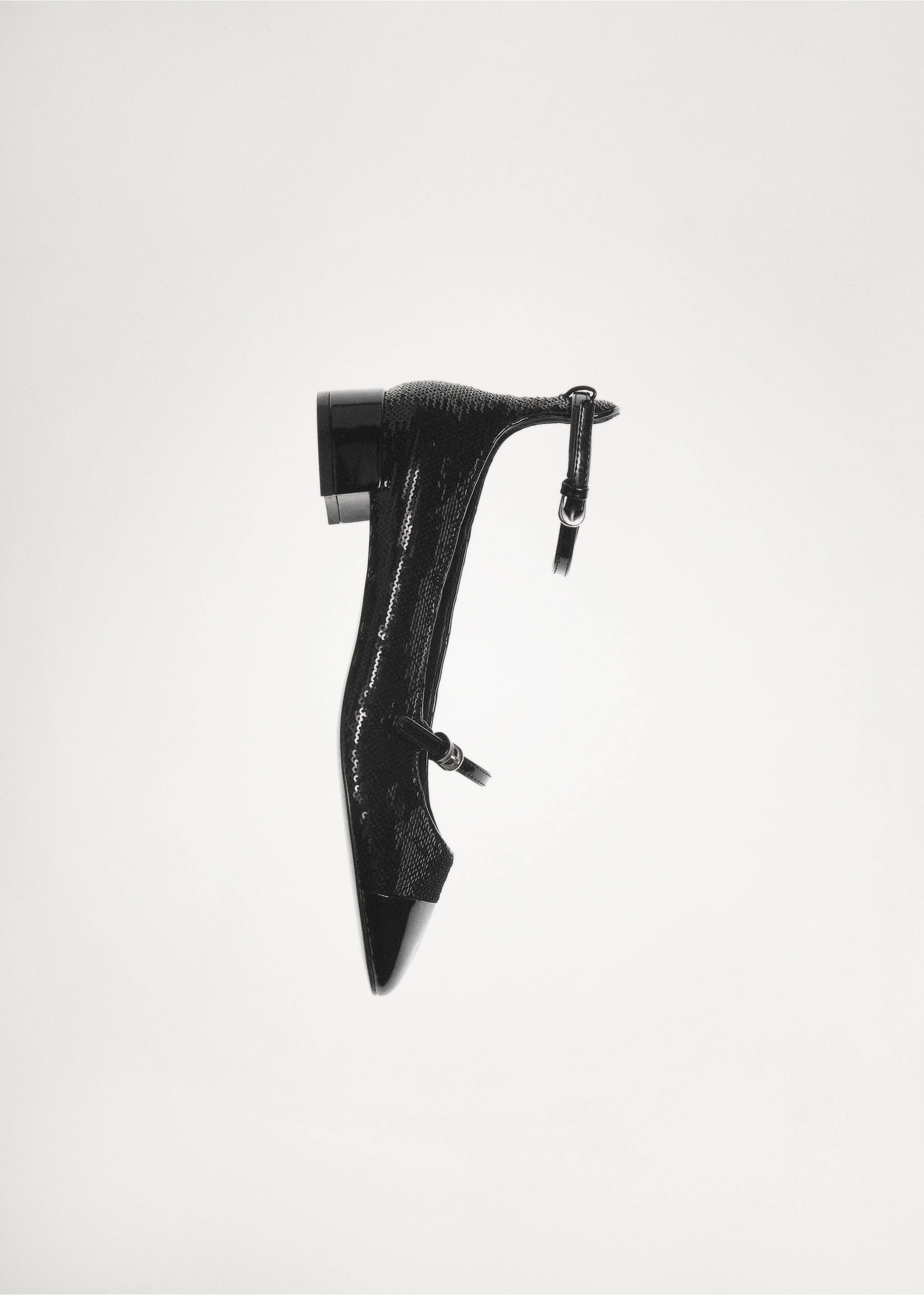 Sequin block-heel shoes - Details of the article 9, Black. Ref: 87050413-00.