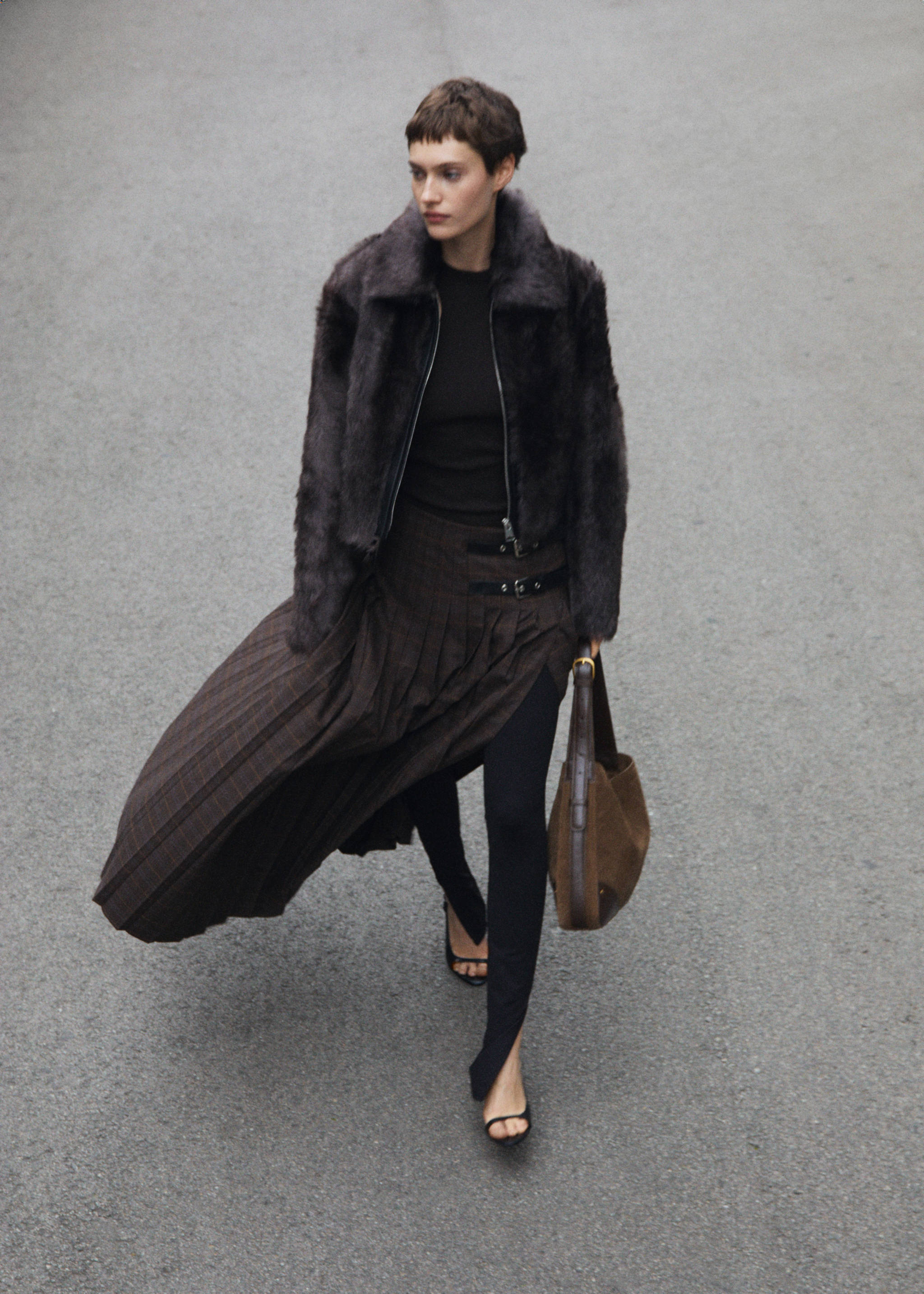 100% split leather bag with buckle - General plane