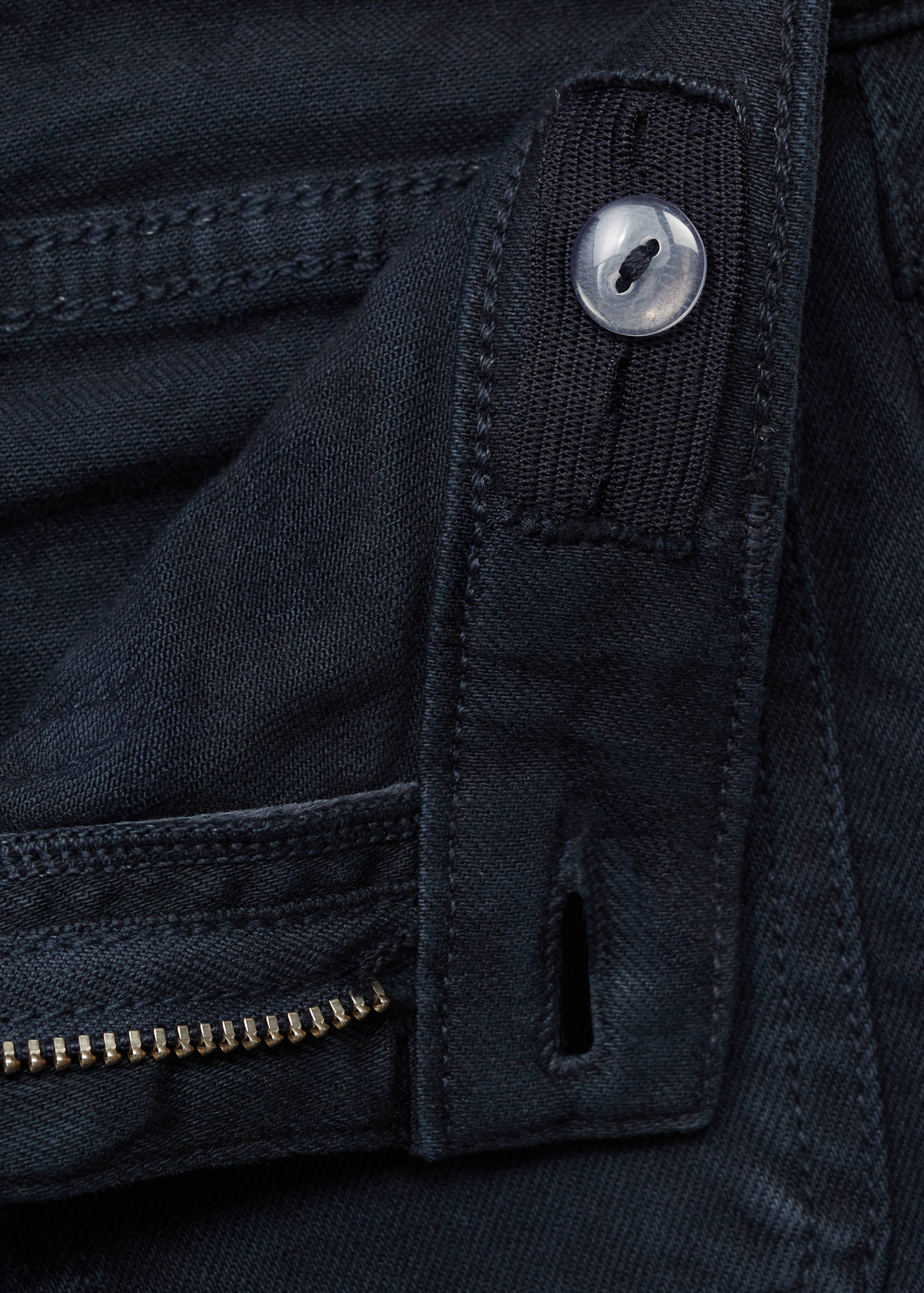 Flared jeans with pocket - Details of the article 0