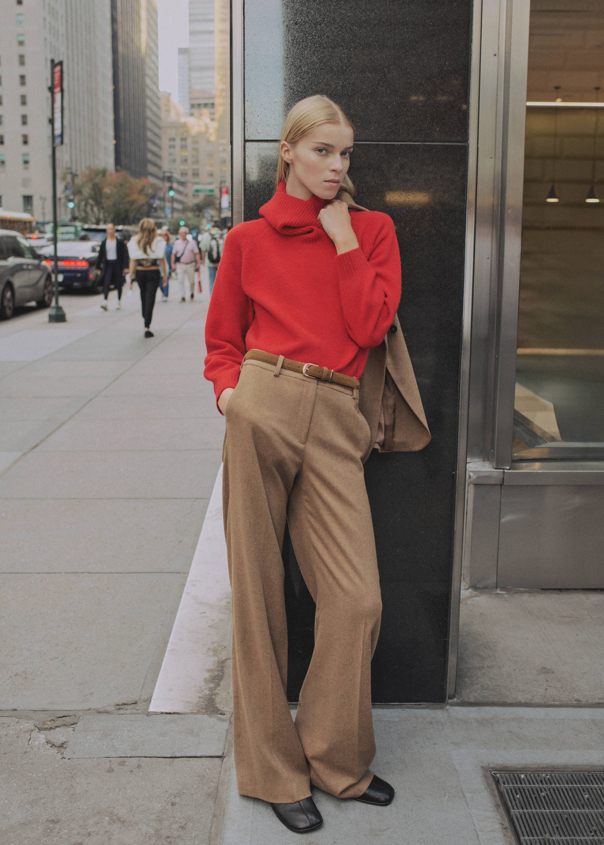 Stickad tröja polokrage - Allmän bild