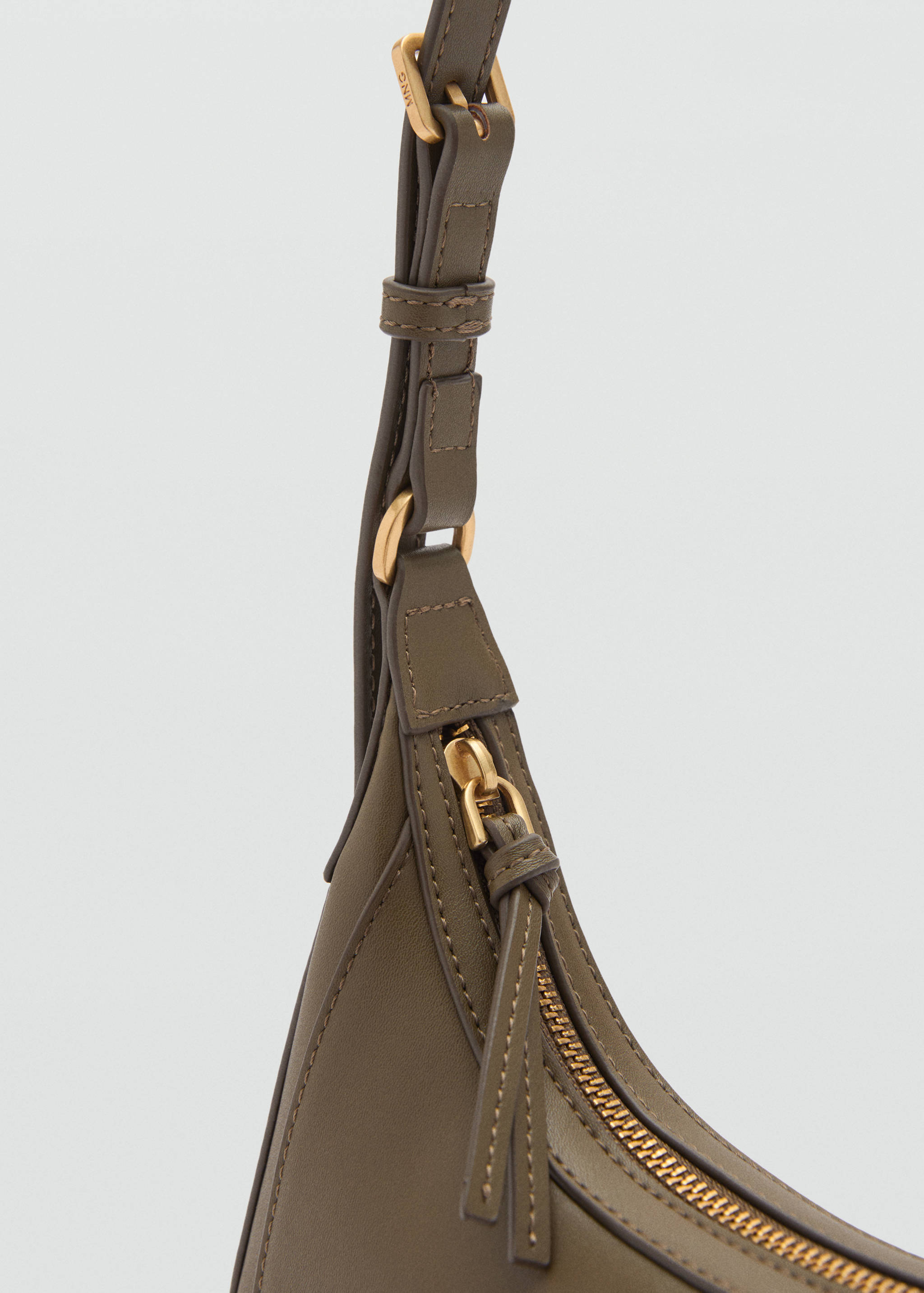Oval shoulder bag - Details of the article 1